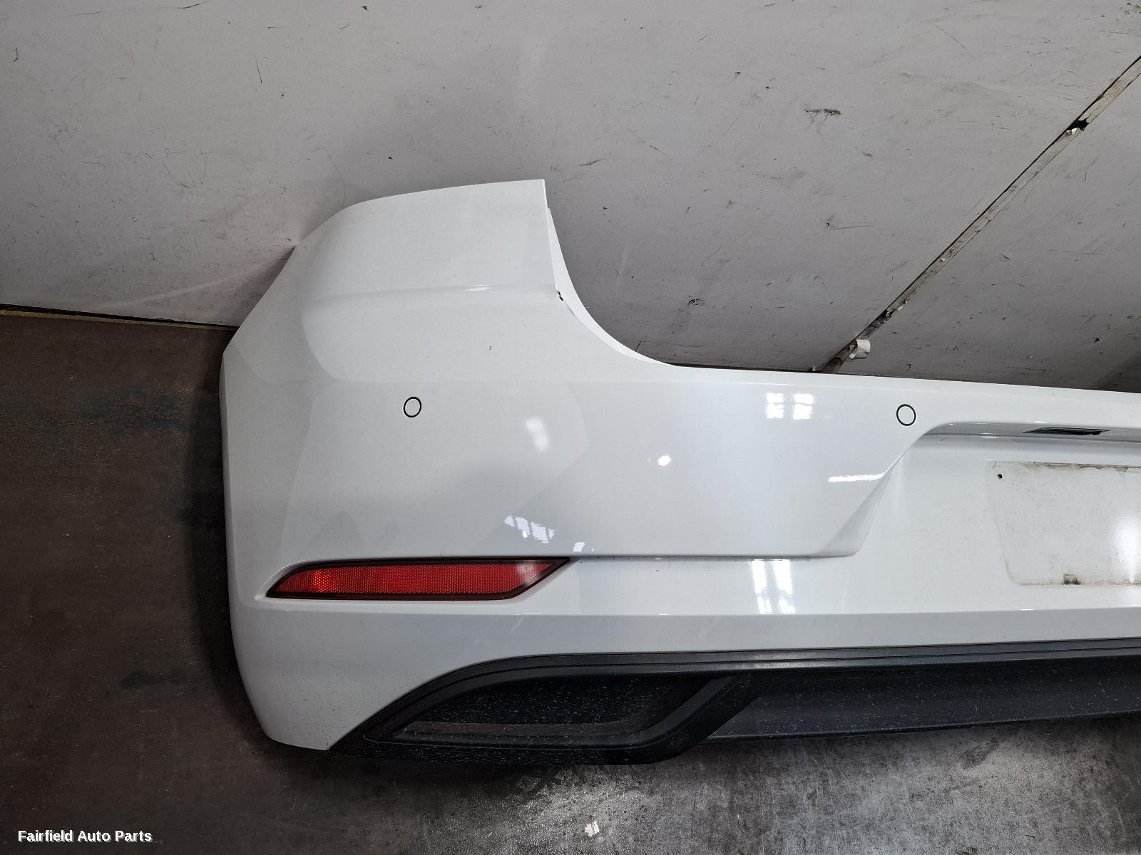 2017-2020 Volkswagen Golf Rear Bumper