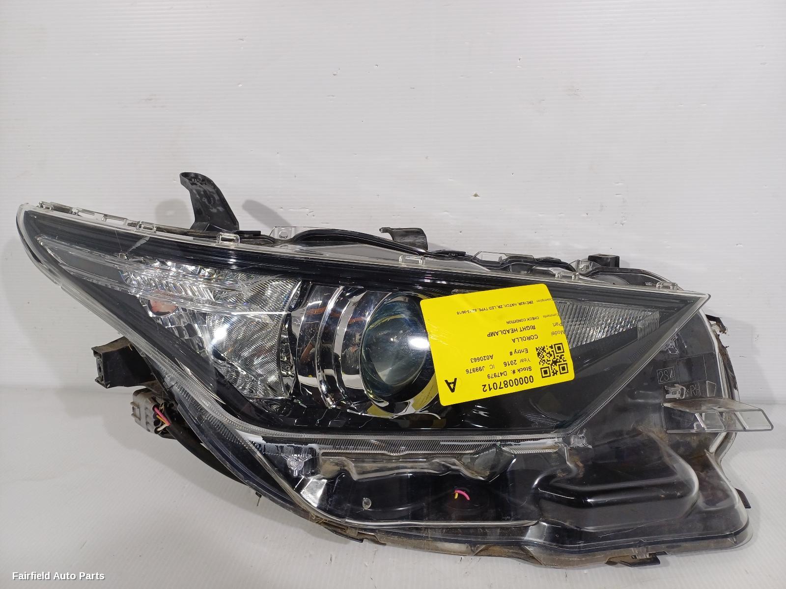 2015-2018 Toyota Corolla Right Headlamp