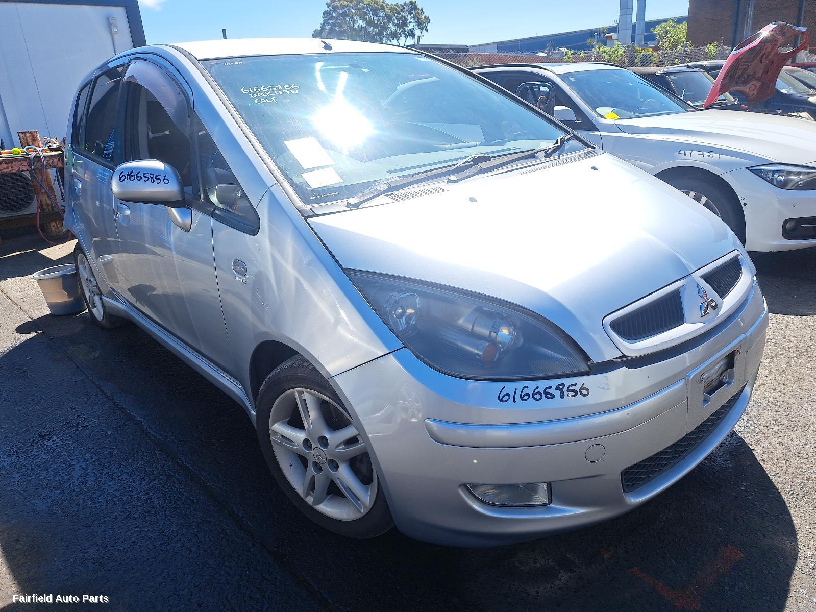 2005 Mitsubishi Colt Left Headlamp