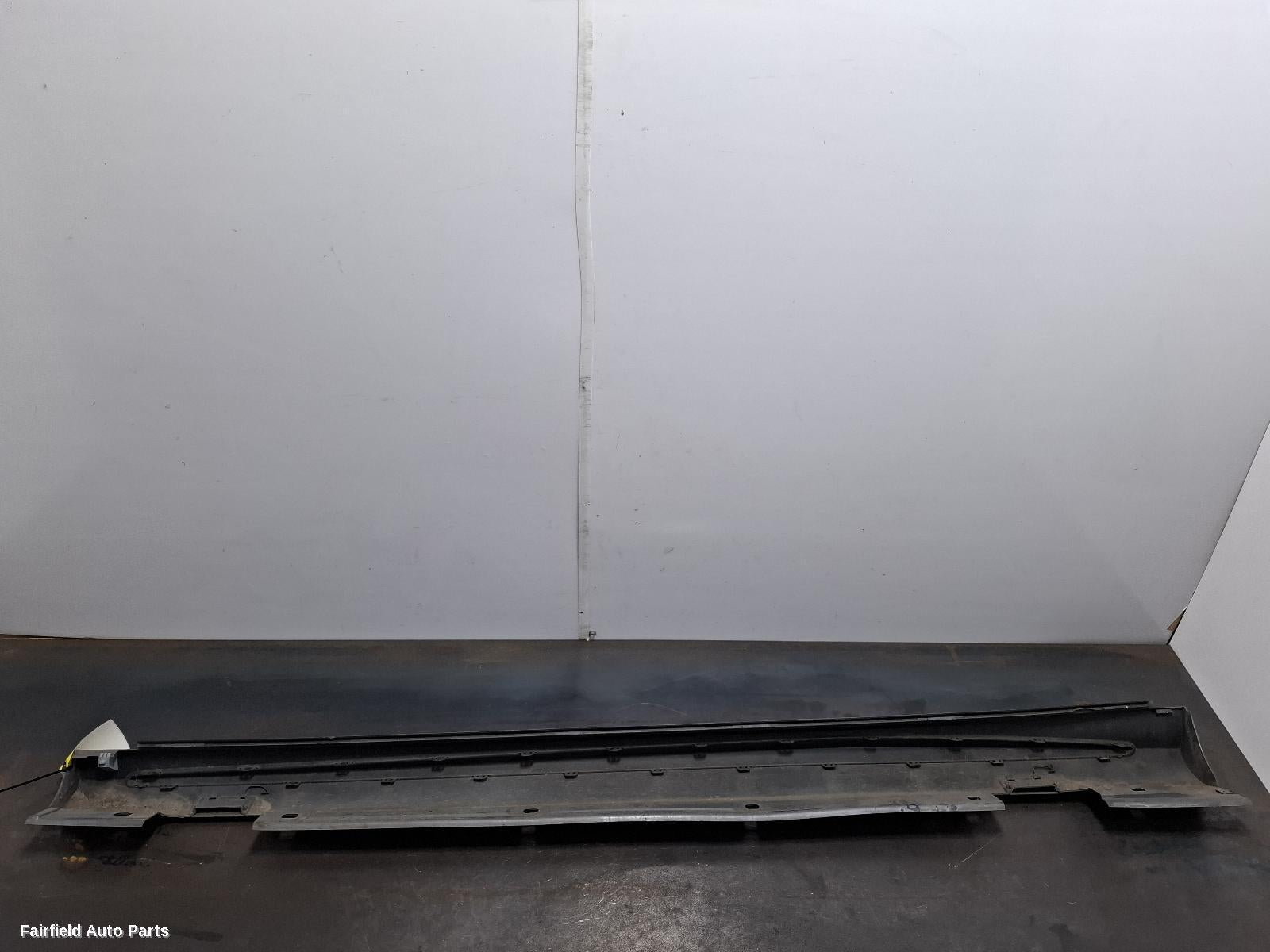 2013-2019 Mercedes Cla Class Side Step Skirt