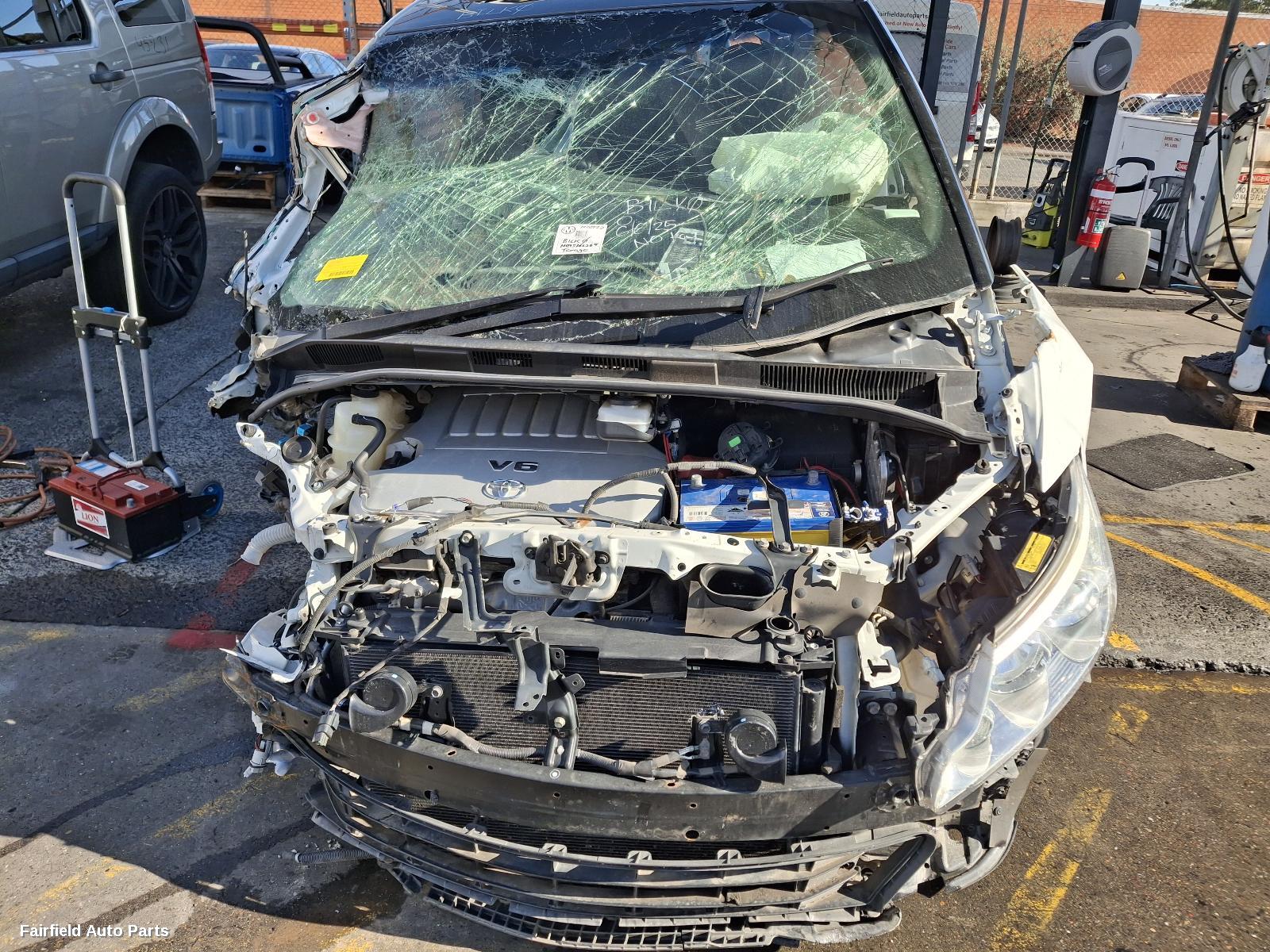 2016 Toyota Tarago Rear Garnish