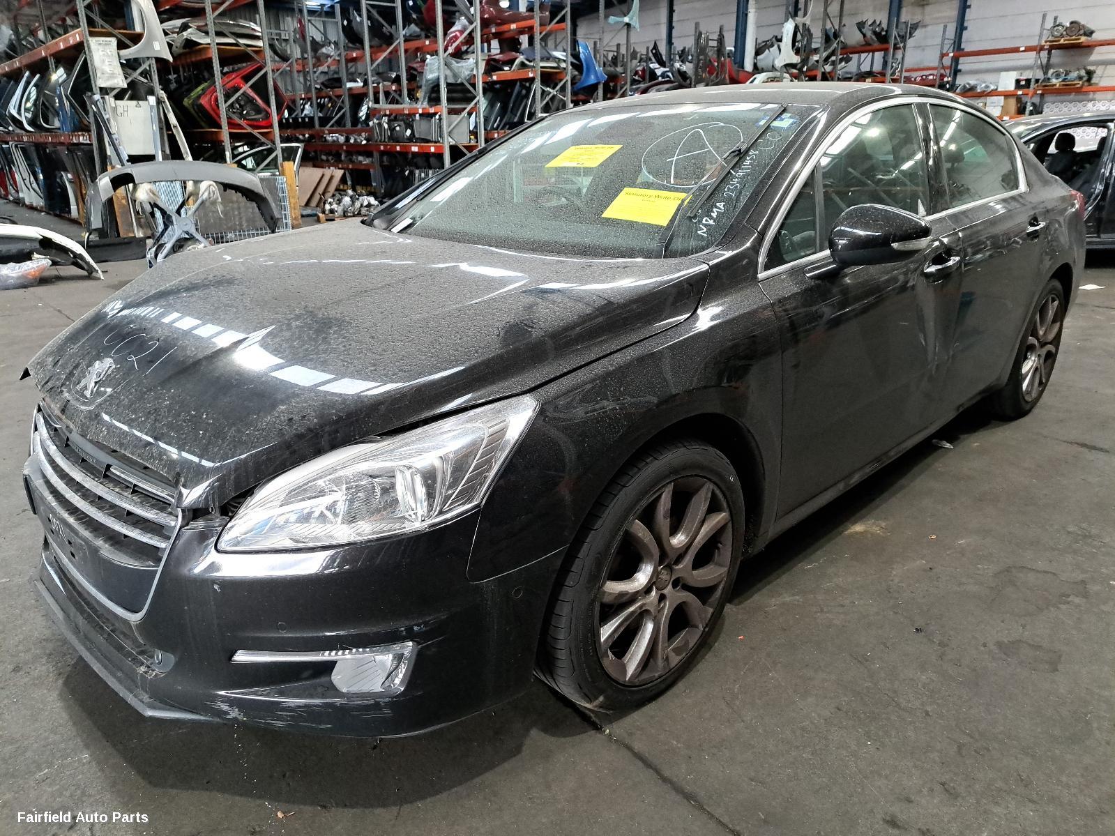 2012 Peugeot 508 Left Front Hub Assembly