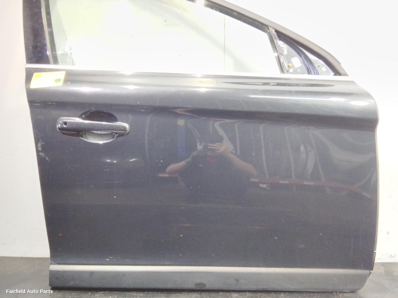 2009-2017 Volvo Xc60 Right Front Door