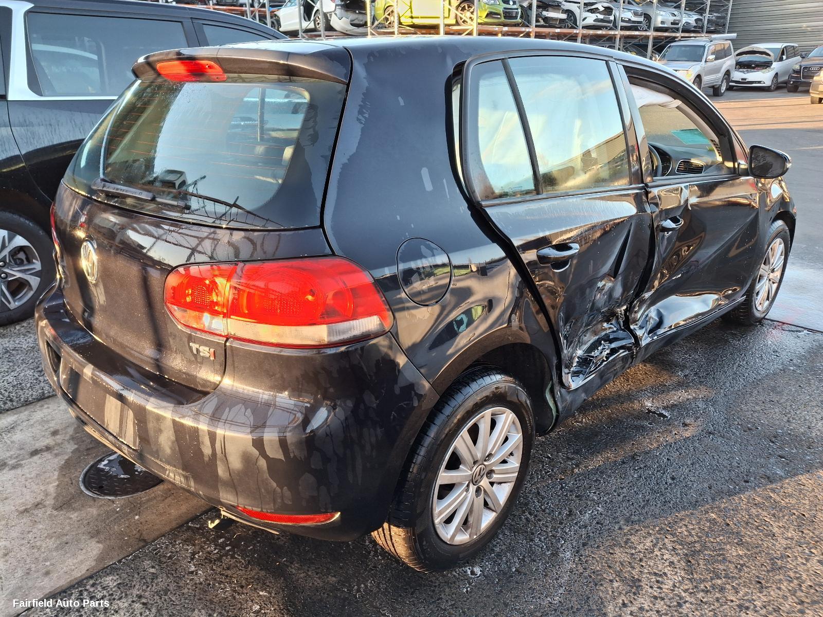 2012 Volkswagen Golf Radiator Support