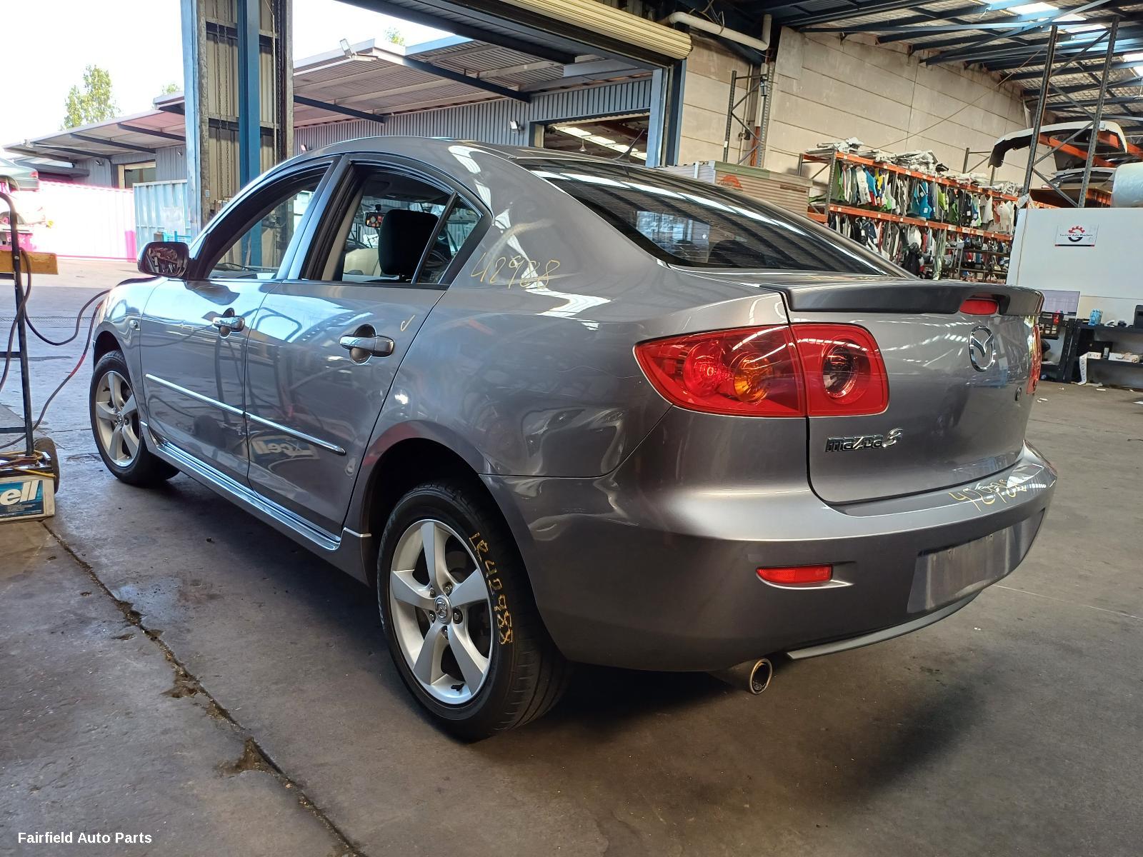 2006 Mazda 3 Right Taillight