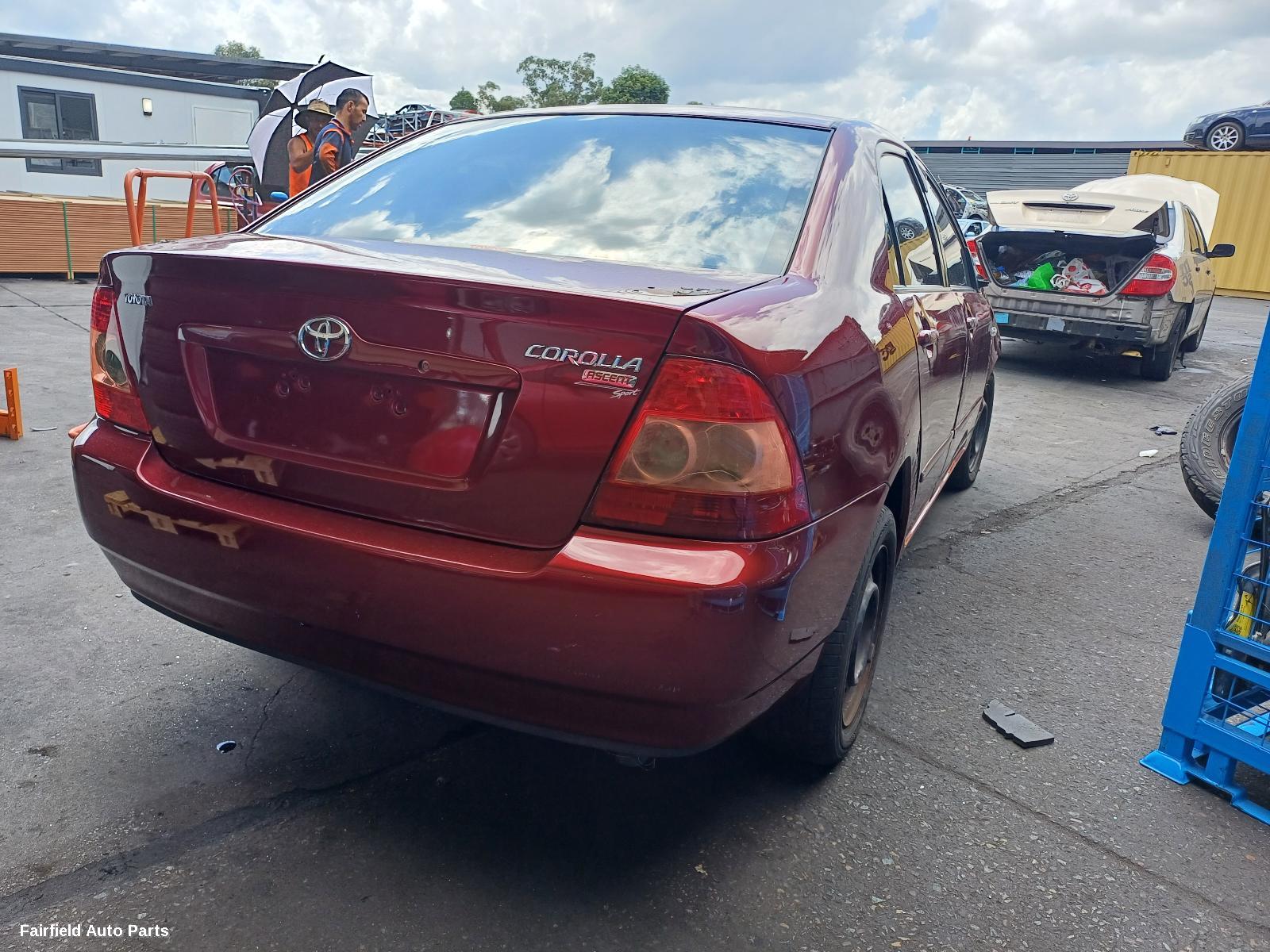 2001-2007 Toyota Corolla Left Rear Door Sliding