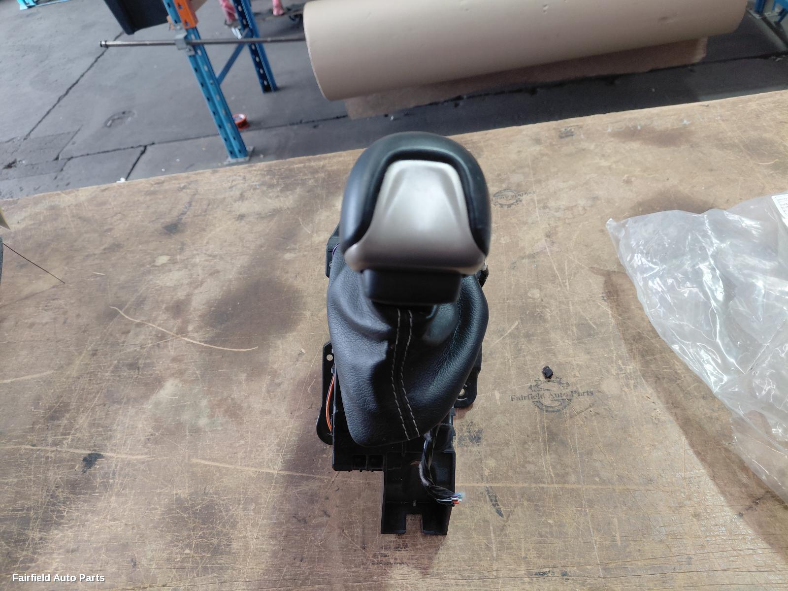 2014-2021 Jeep Cherokee Gear Stick Shifter