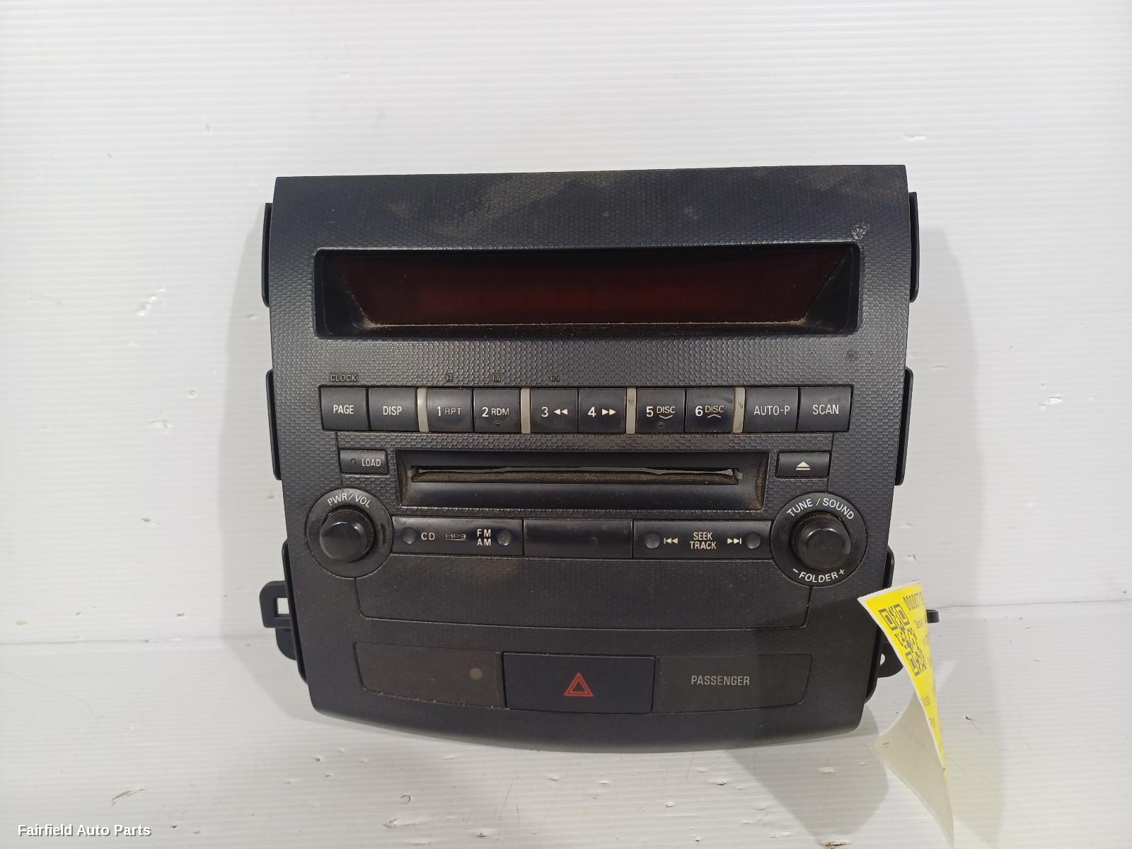 2006-2012 Mitsubishi Outlander Radio Cd Dvd Sat Tv