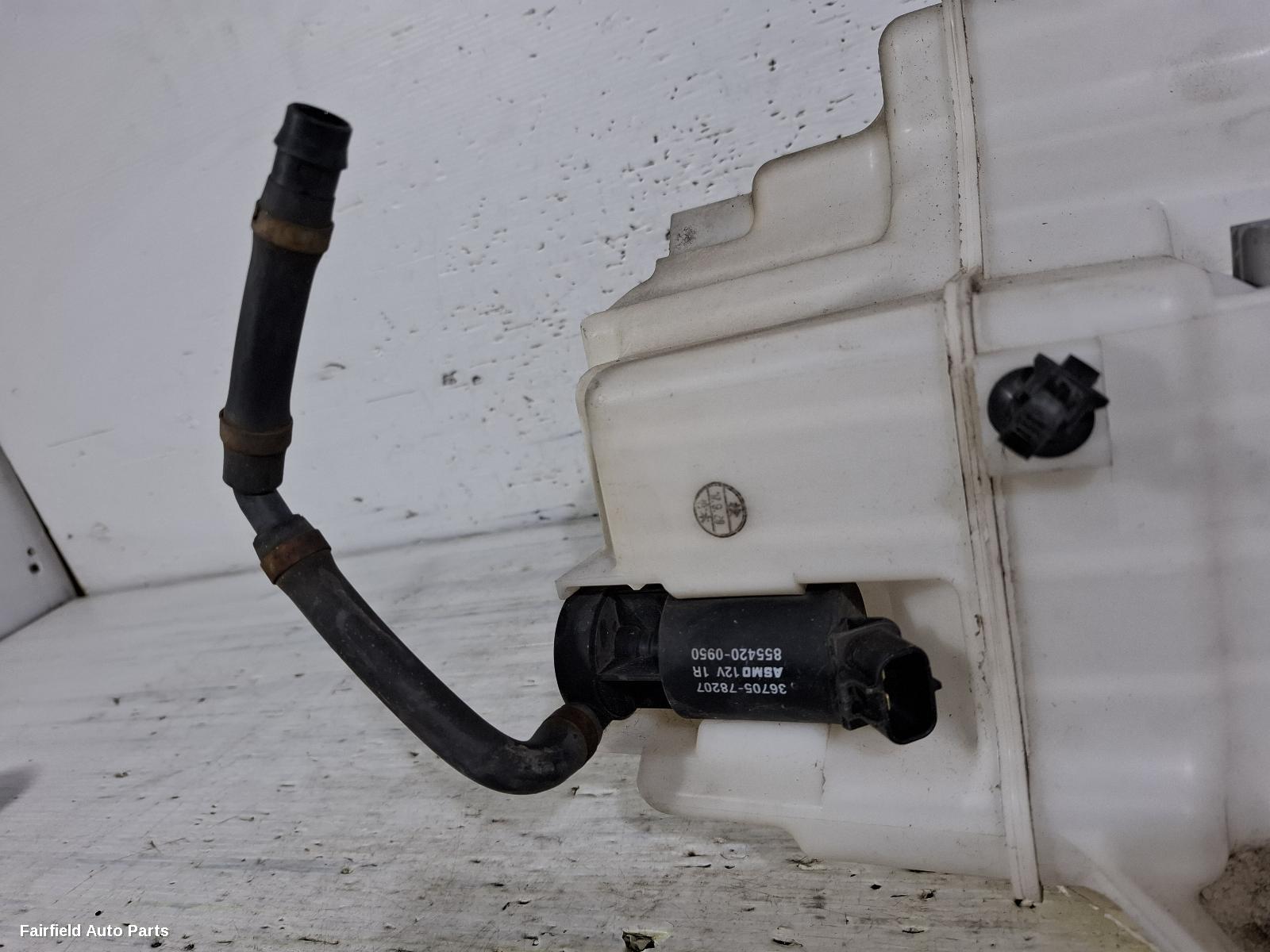 2012-2015 Lexus Rx Series Washer Bottle