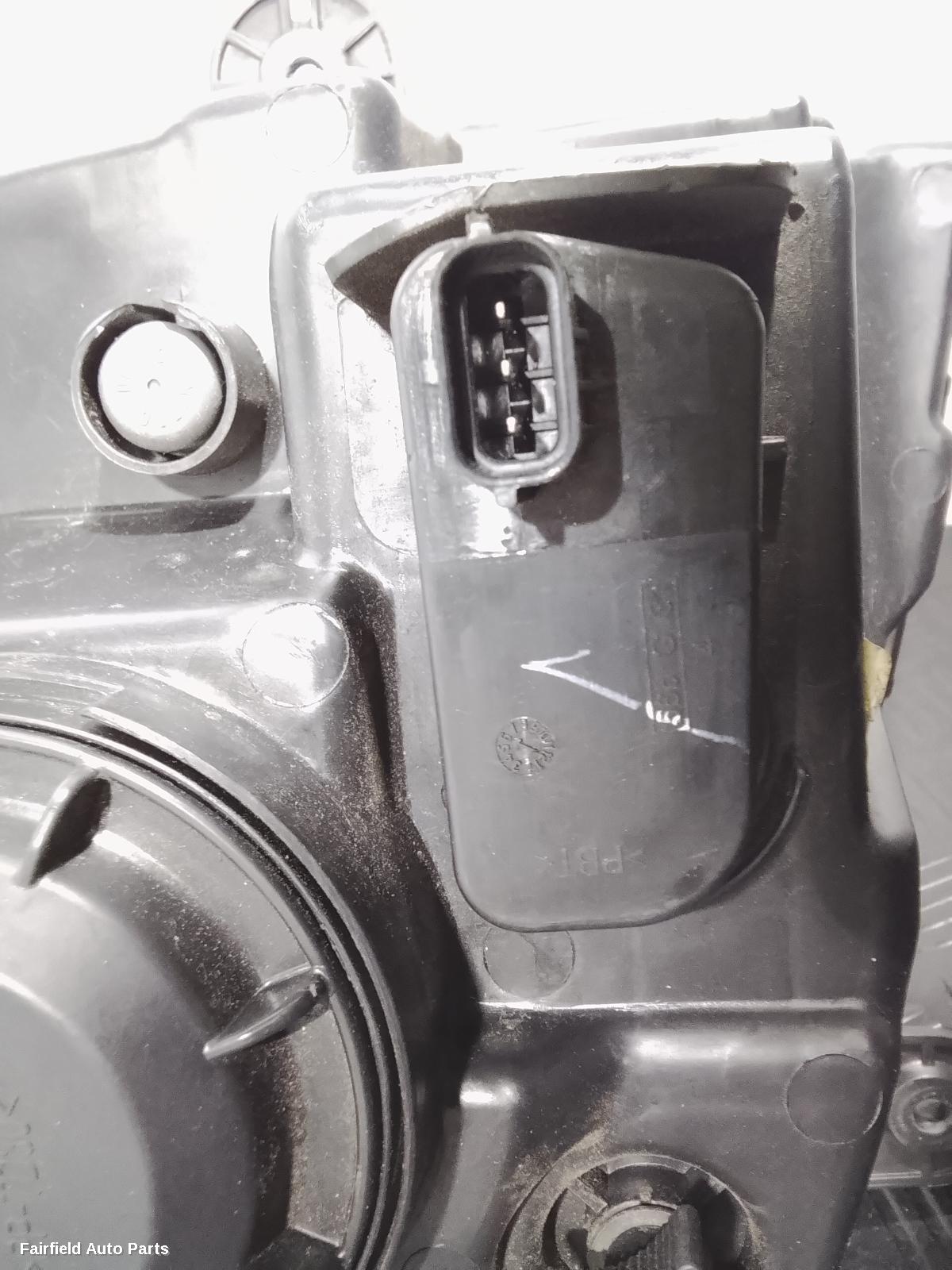 2013-2023 Ldv V80 Right Headlamp