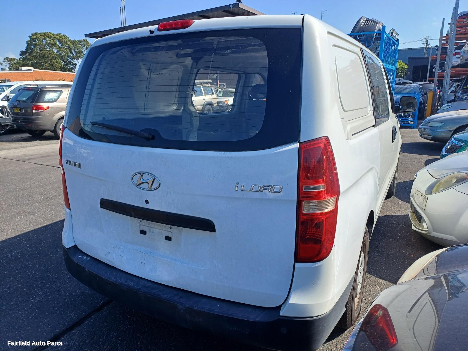 2010 Hyundai Iload/imax Left Rear Door Window