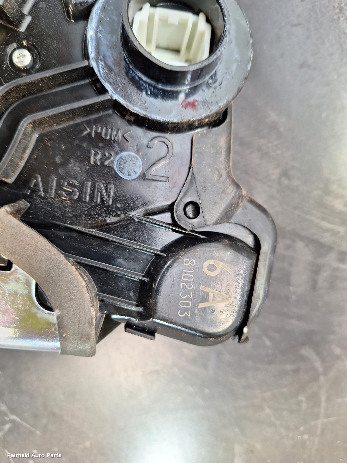 2007-2010 Toyota Kluger Door Boot Gate Lock
