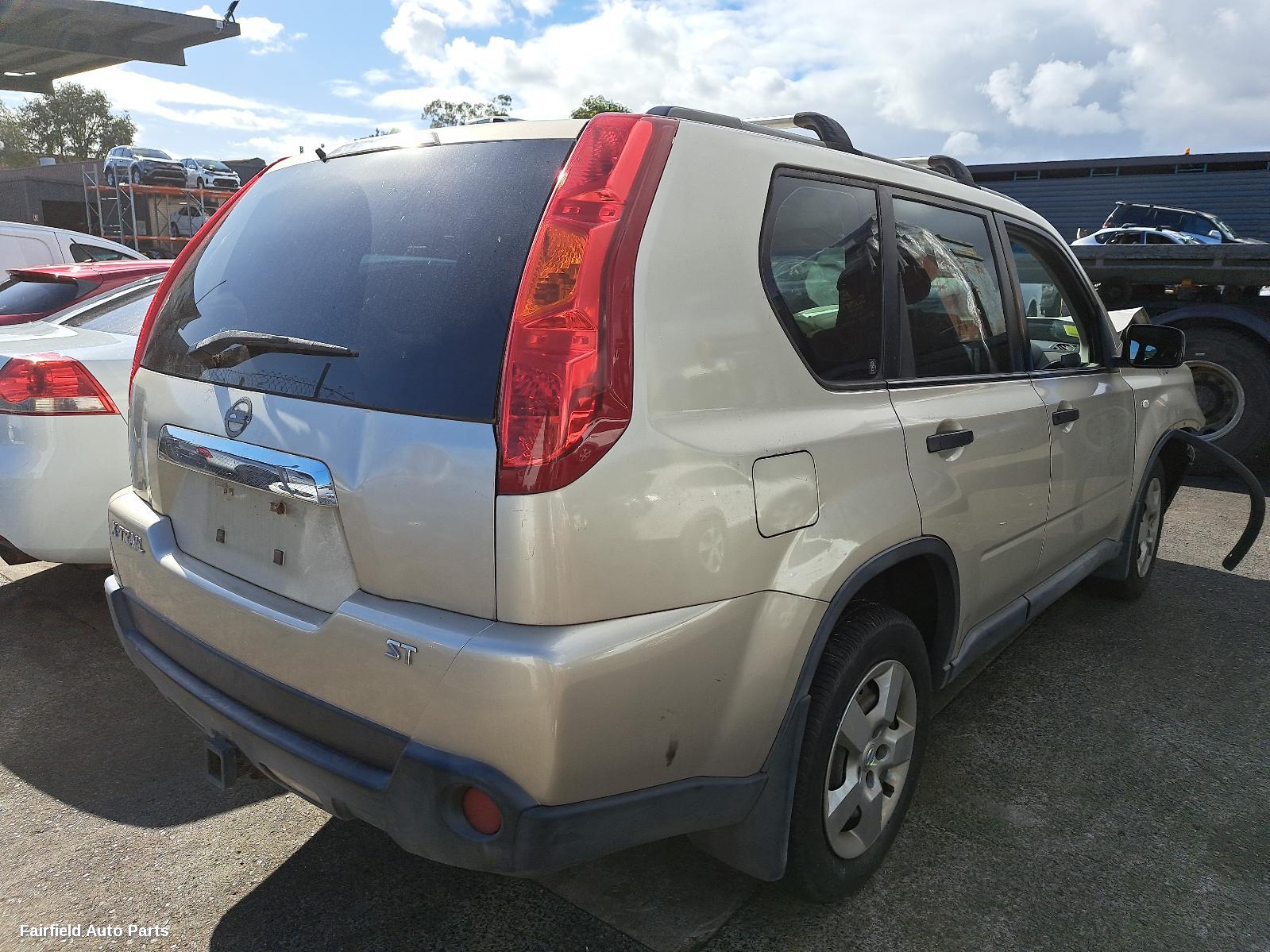 2009 Nissan Xtrail Right Taillight