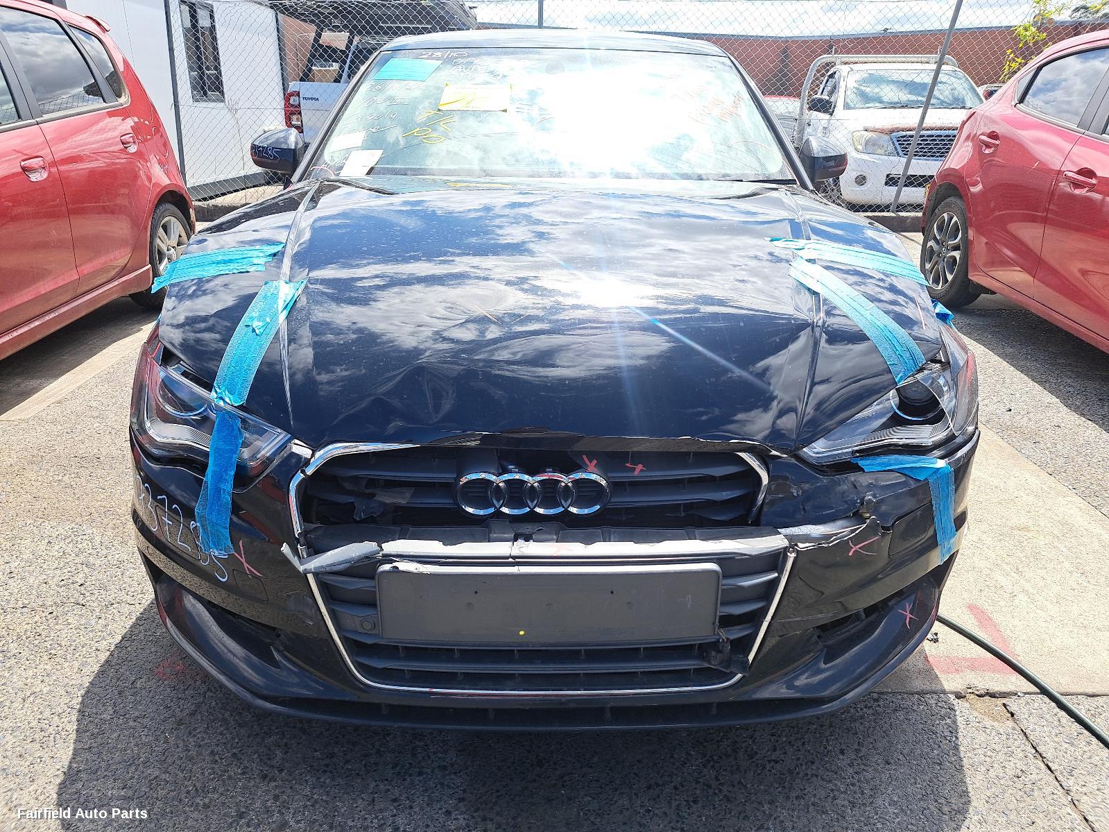 2014 Audi A3 Left Rear Door Sliding