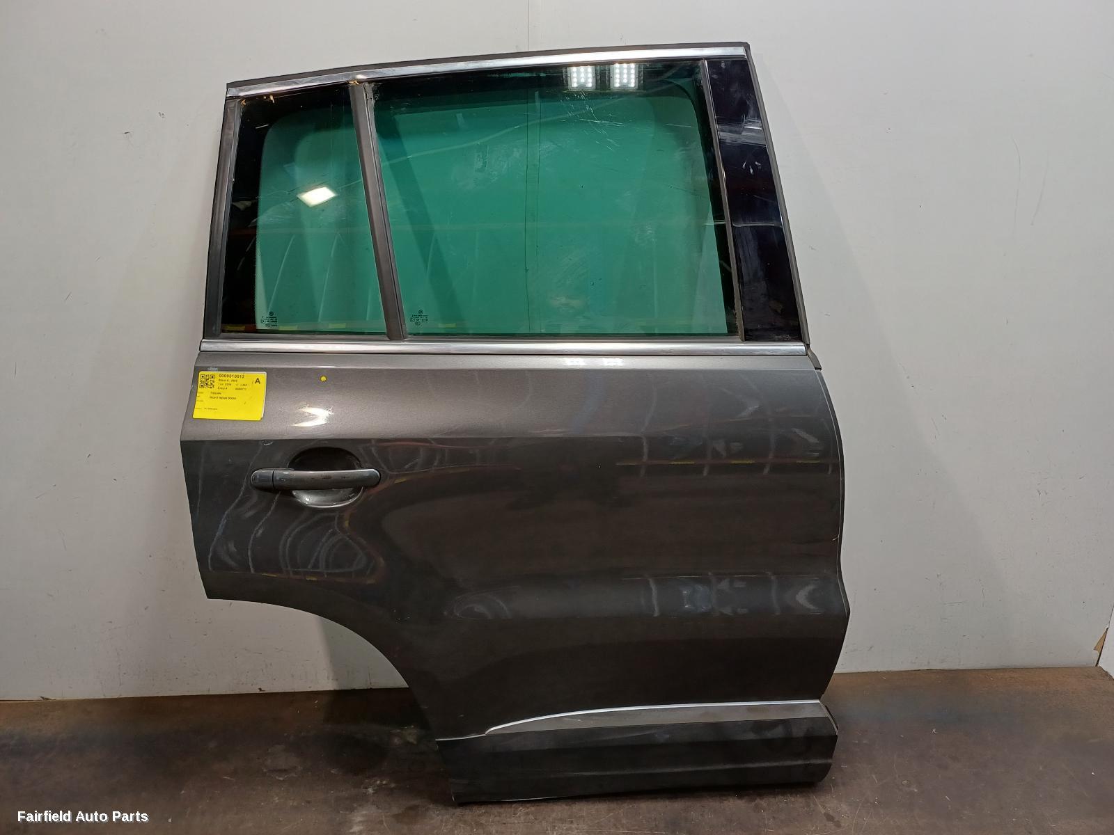 2008-2016 Volkswagen Tiguan Right Rear Door Sliding