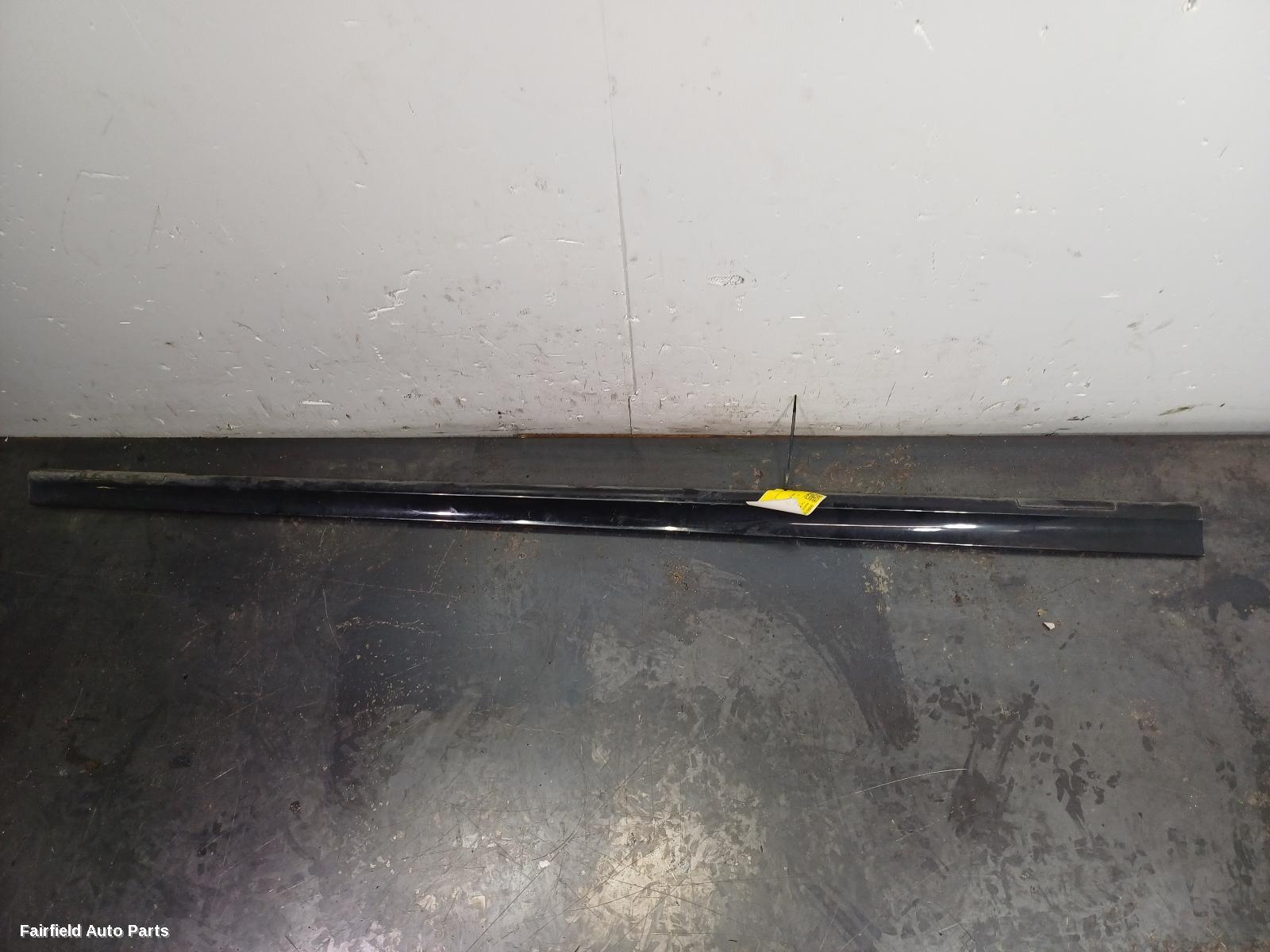 2010-2018 Audi A1 Side Step Skirt
