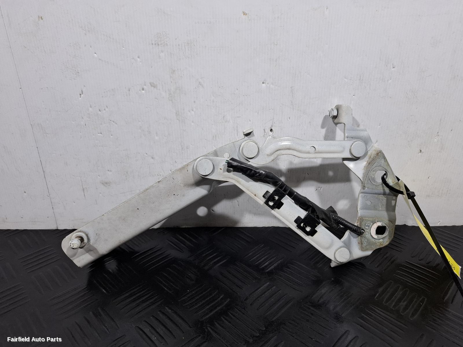 2015-2019 Land Rover Discovery Sport Bonnet Hinge Strut