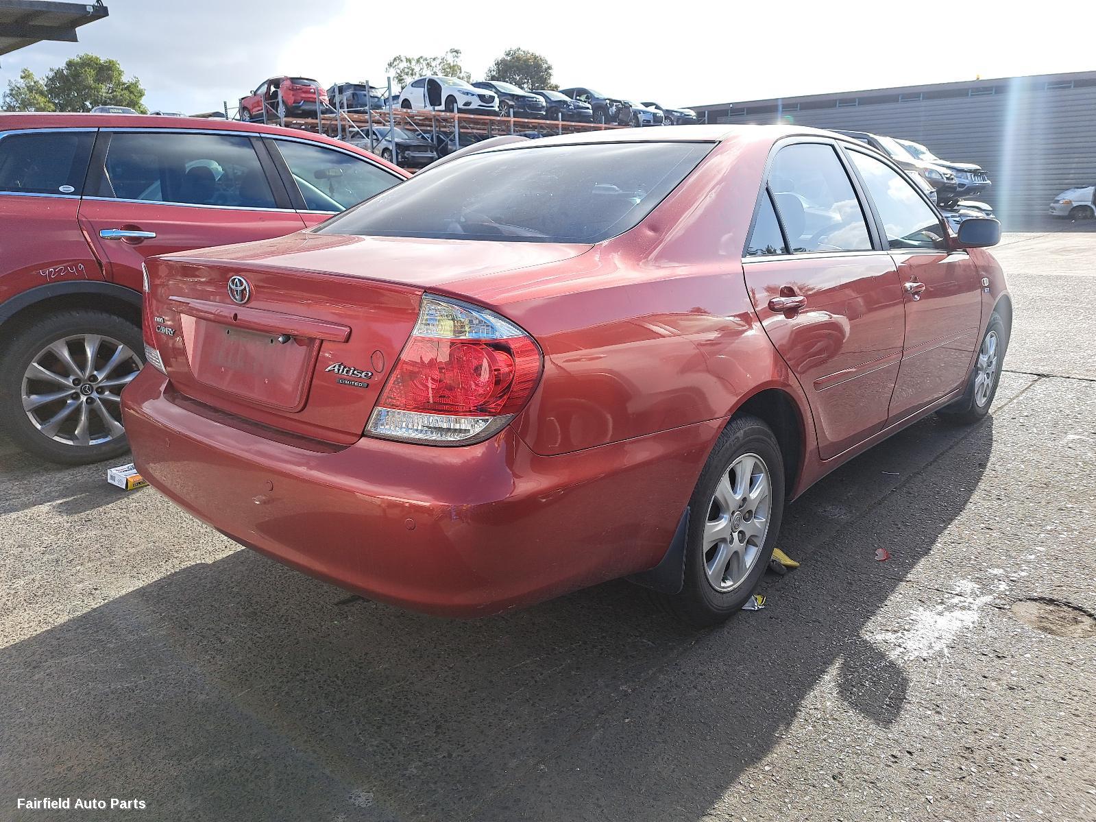 2005 Toyota Camry Right Taillight