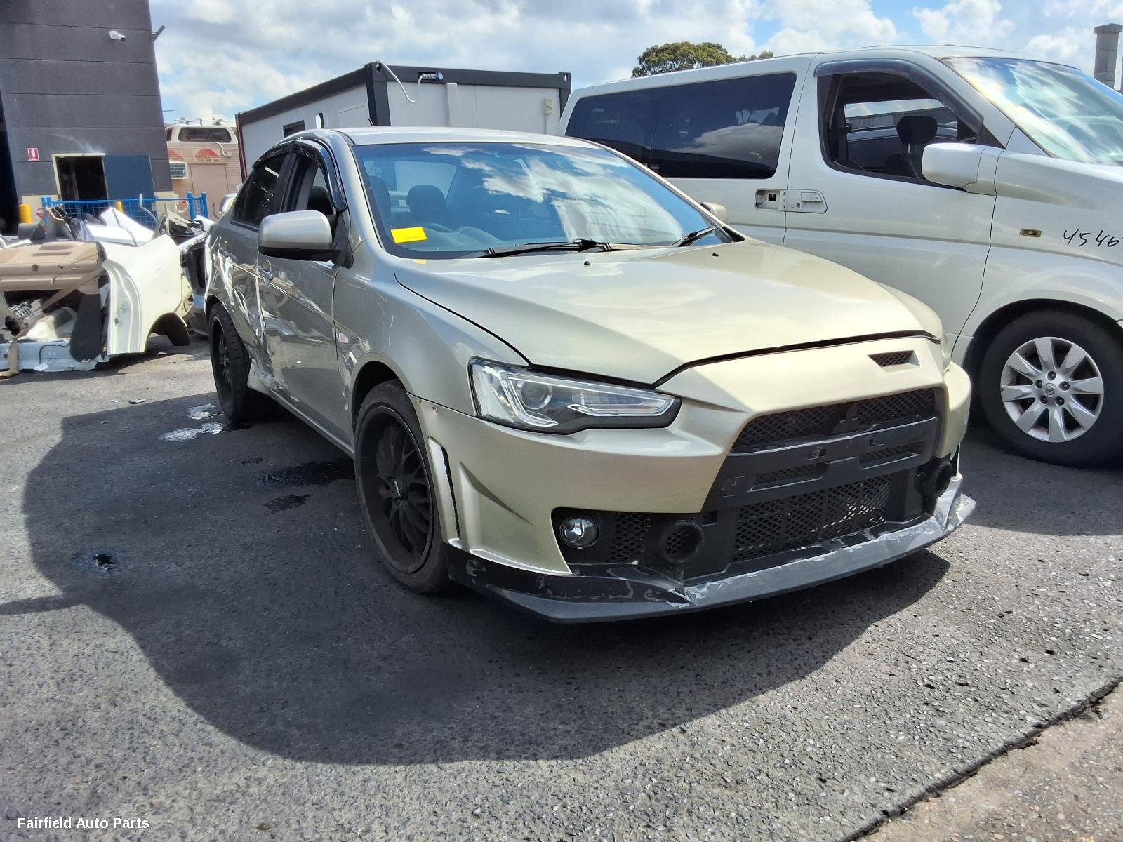 2007 Mitsubishi Lancer Left Front Door