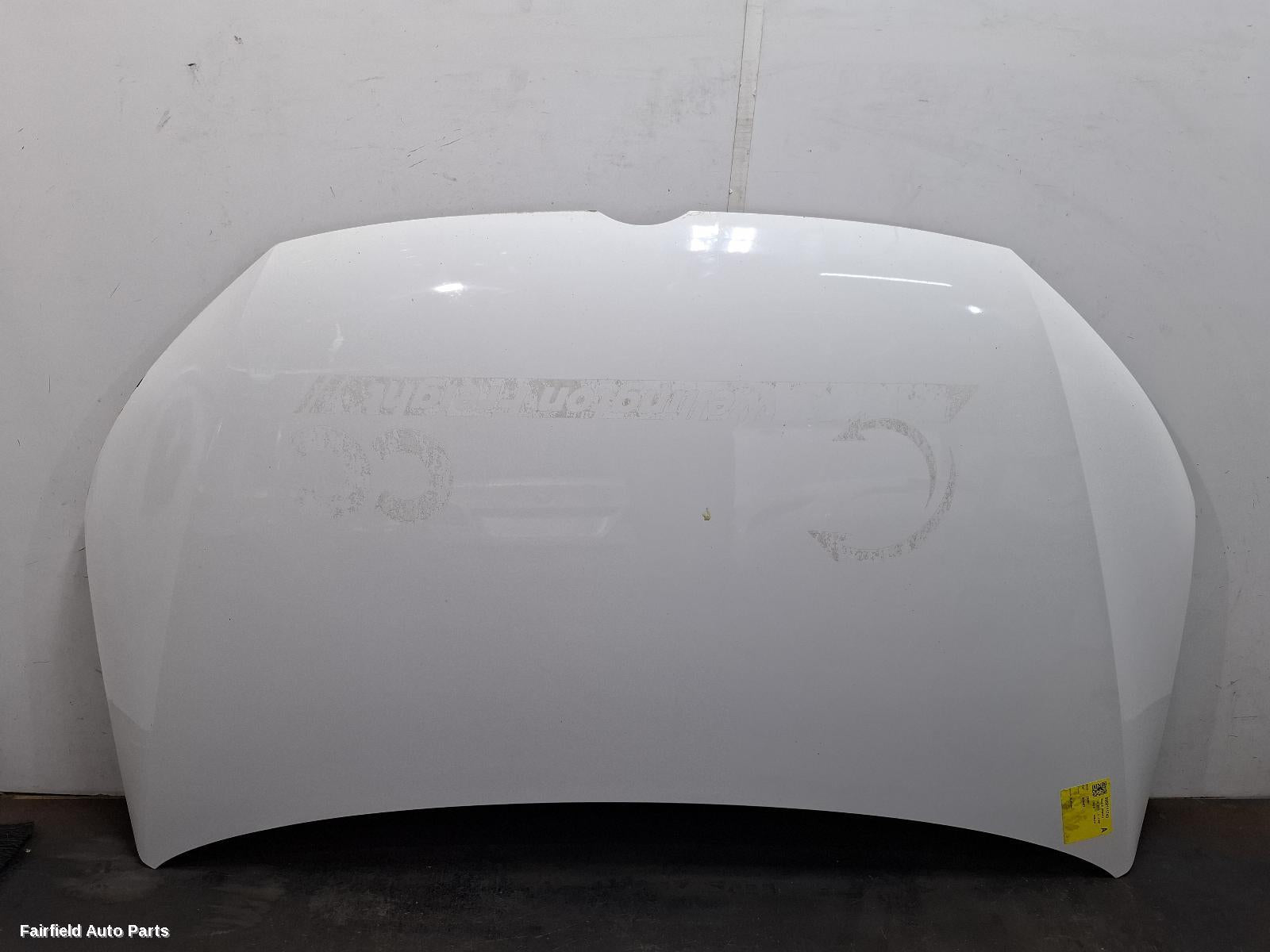 2010-2015 Volkswagen Caddy Bonnet