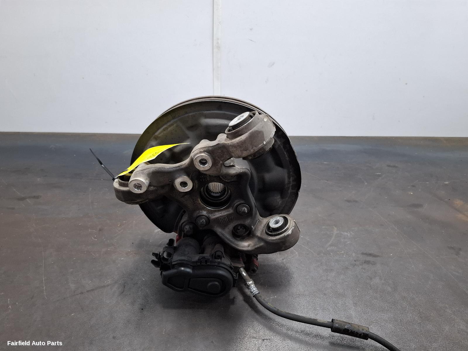 2013-2019 Mercedes Cla Class Left Rear Hub Assembly