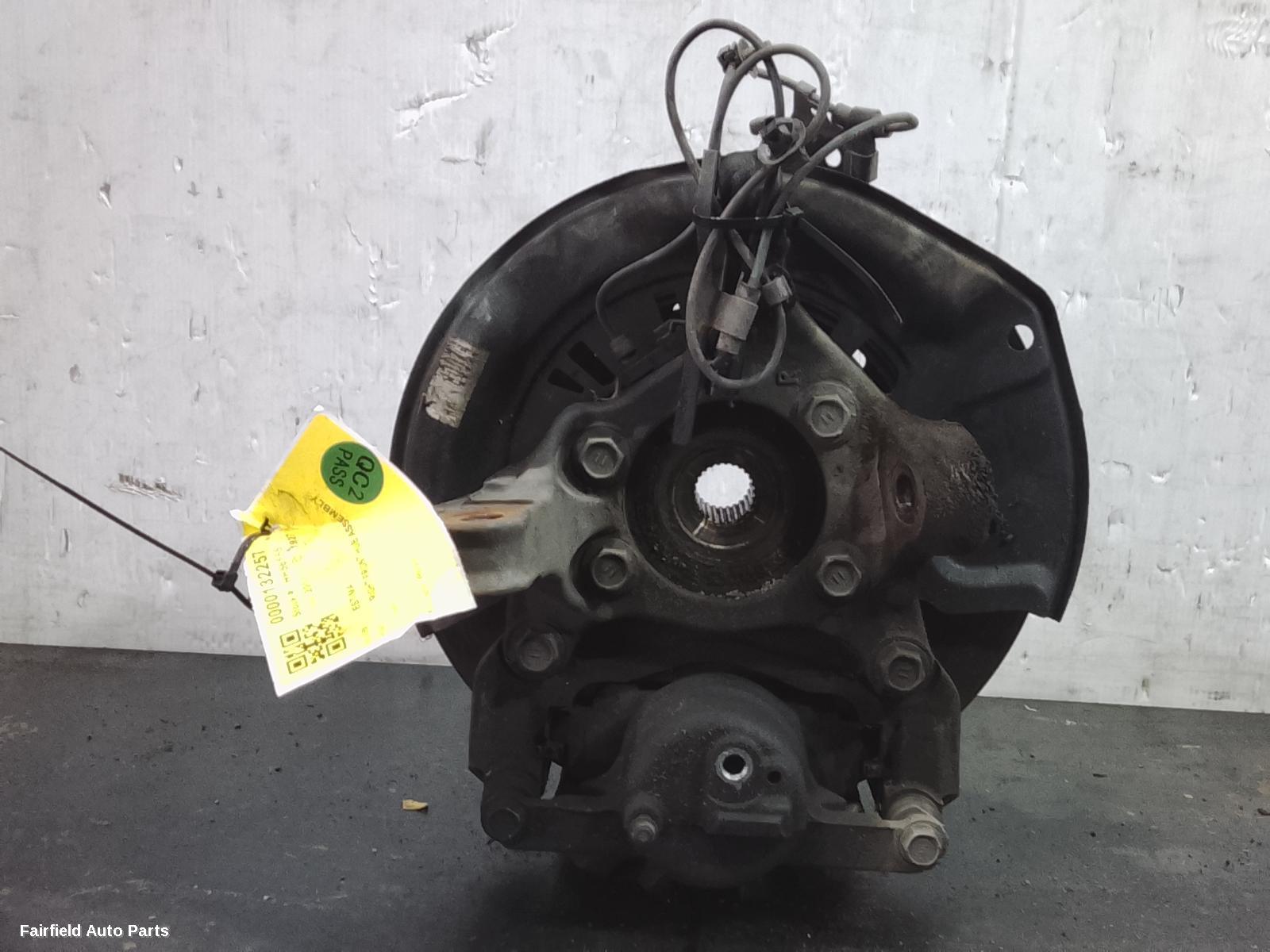 2005-2019 Toyota Estima Right Front Hub Assembly