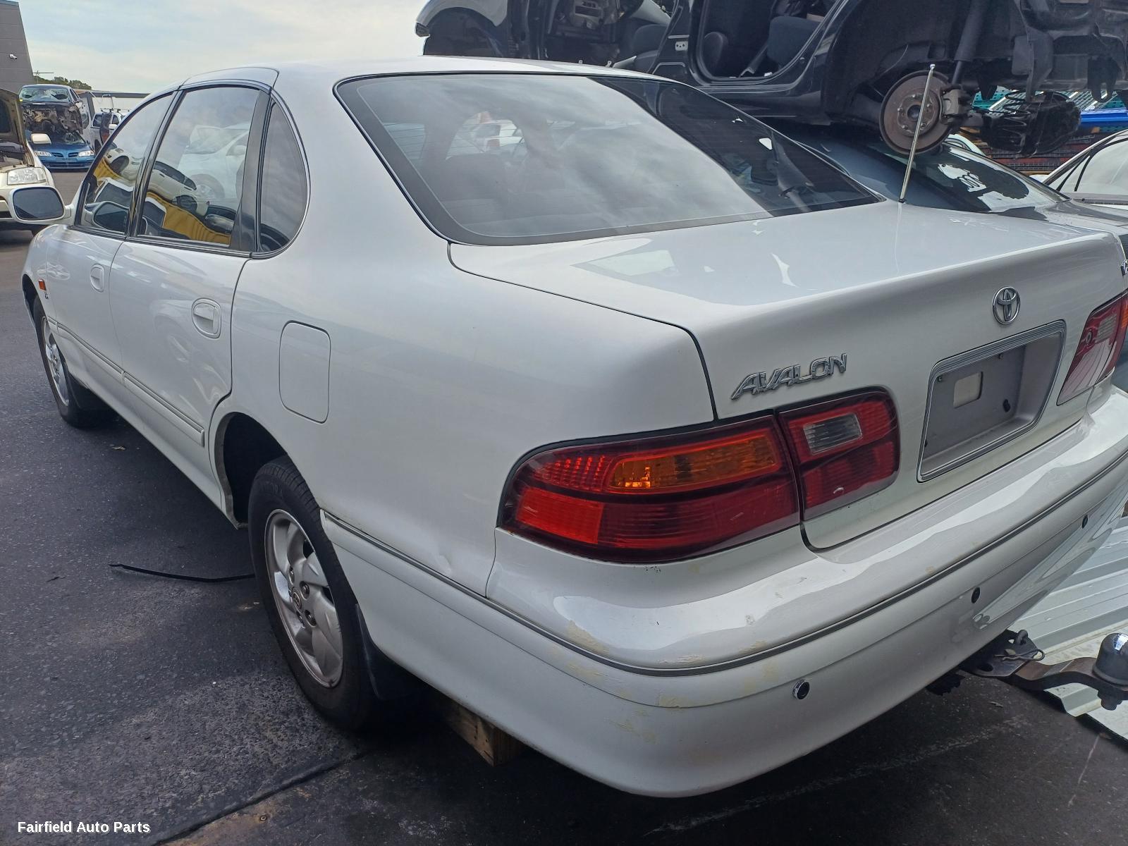 2001 Toyota Avalon Right Rear Door Sliding