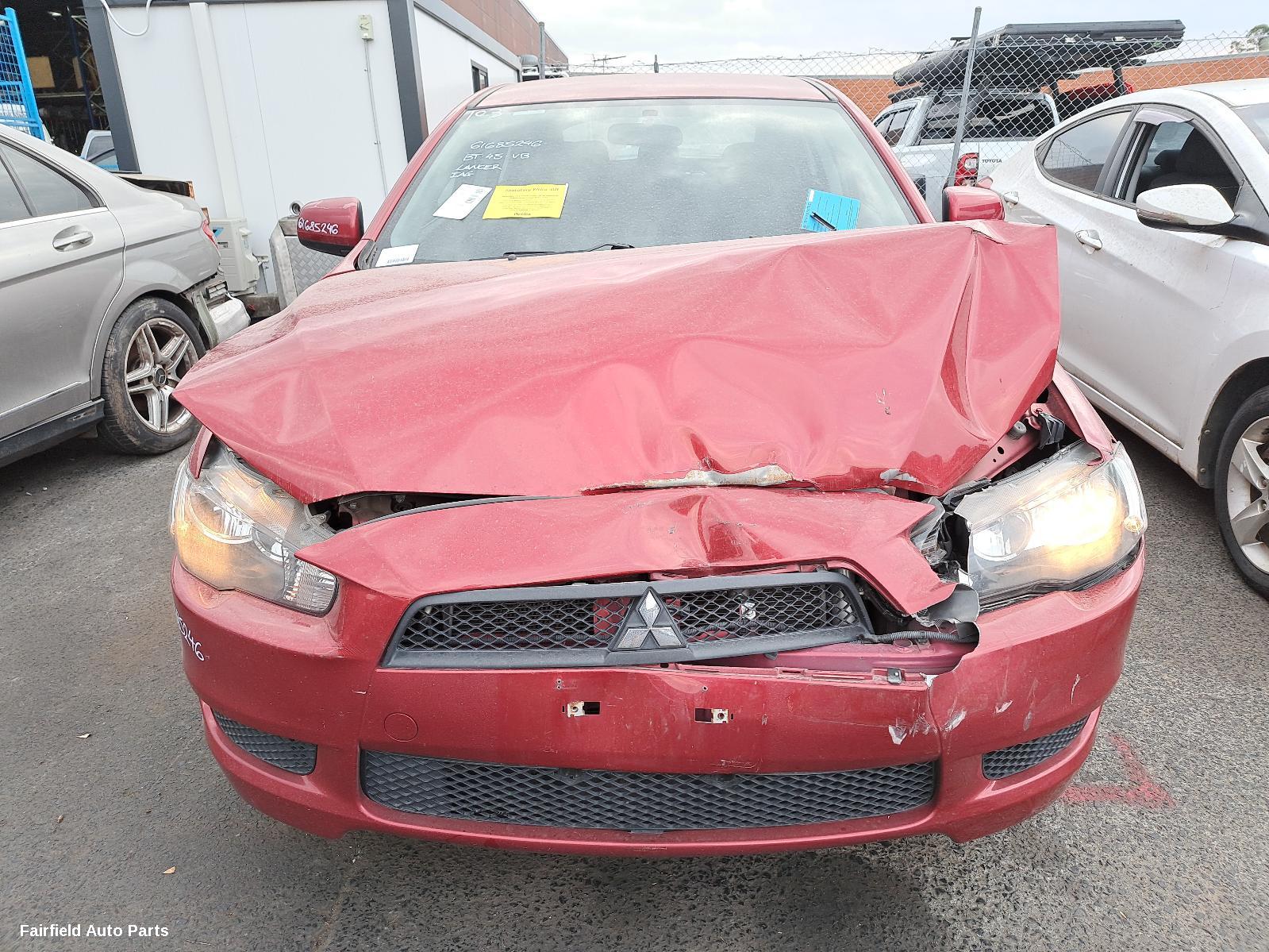 2012 Mitsubishi Lancer Right Front Hub Assembly