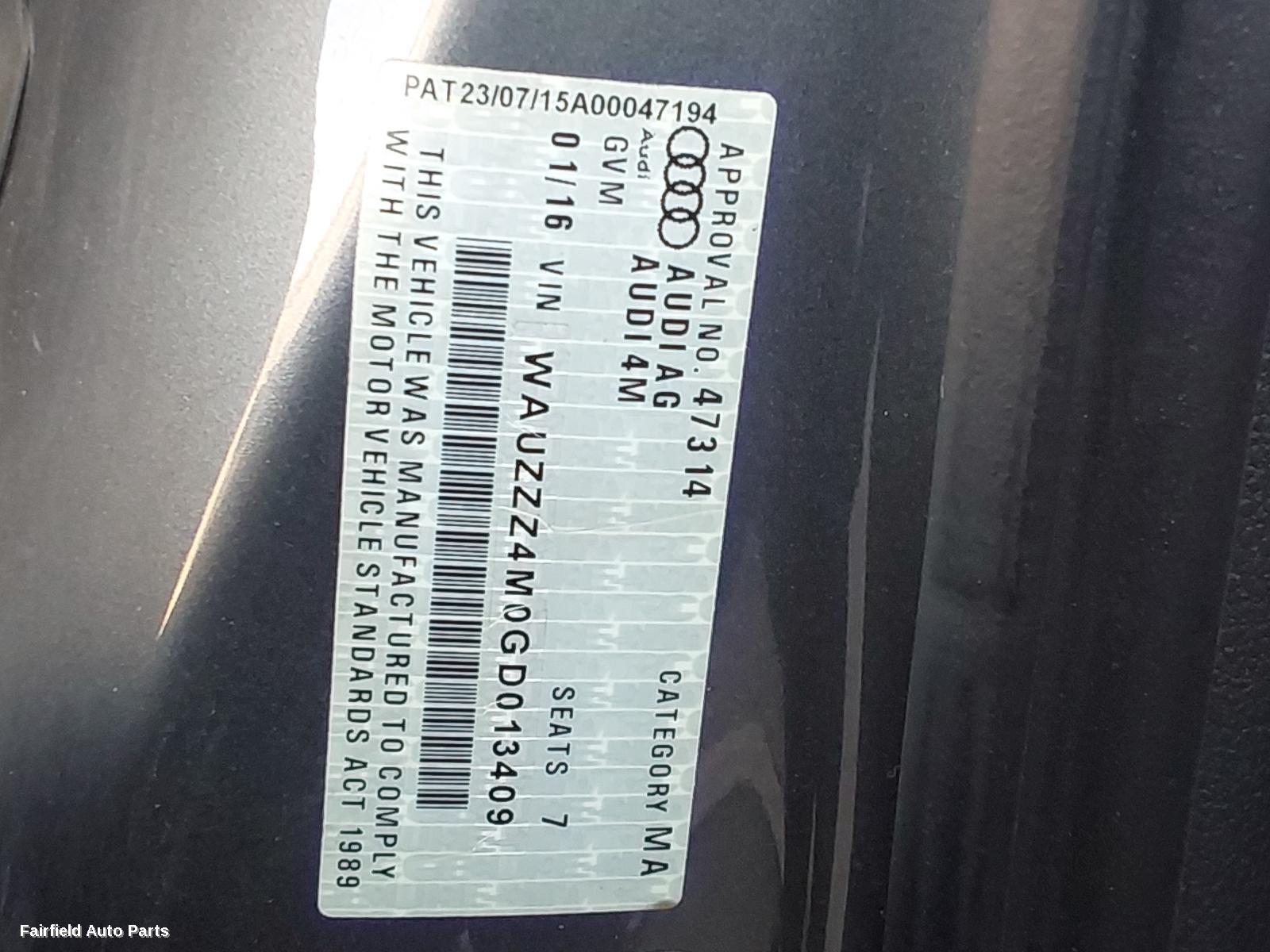 2015 Audi Q7 Left Taillight