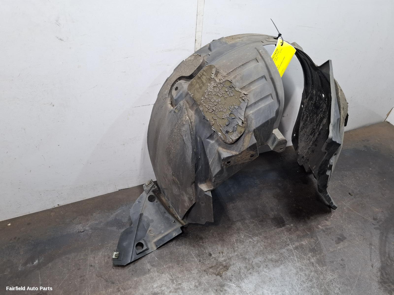 2010-2014 Nissan Dualis Right Guard Liner