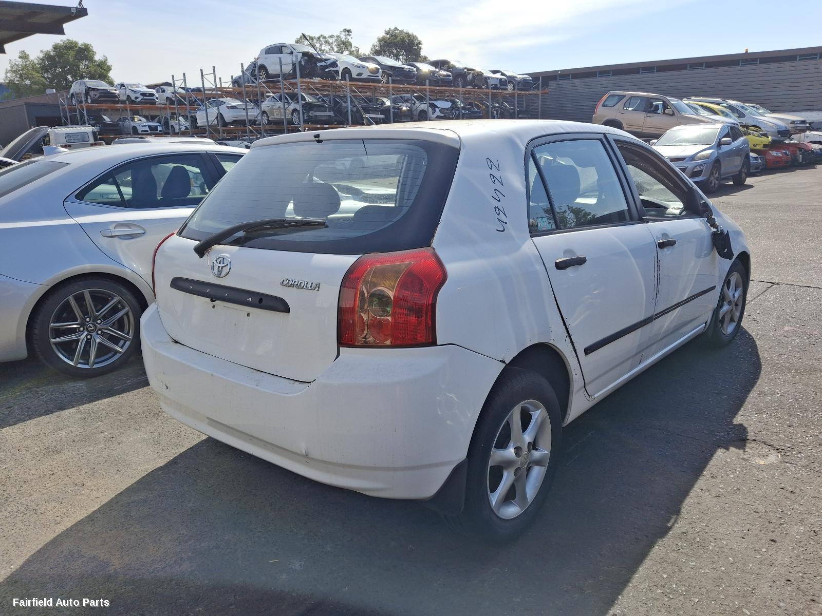 2004 Toyota Corolla Right Taillight