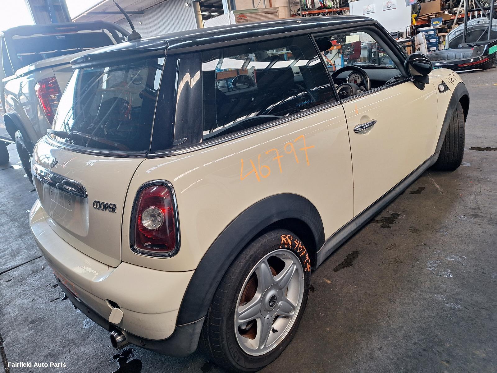 2007 Mini Cooper R Bar Bracket Reinfo