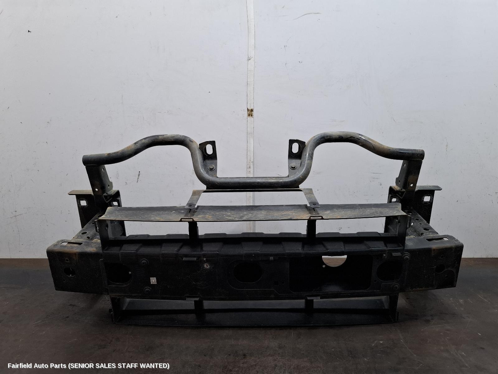 2018 Land Rover Discovery F Bar Reinforc Brack