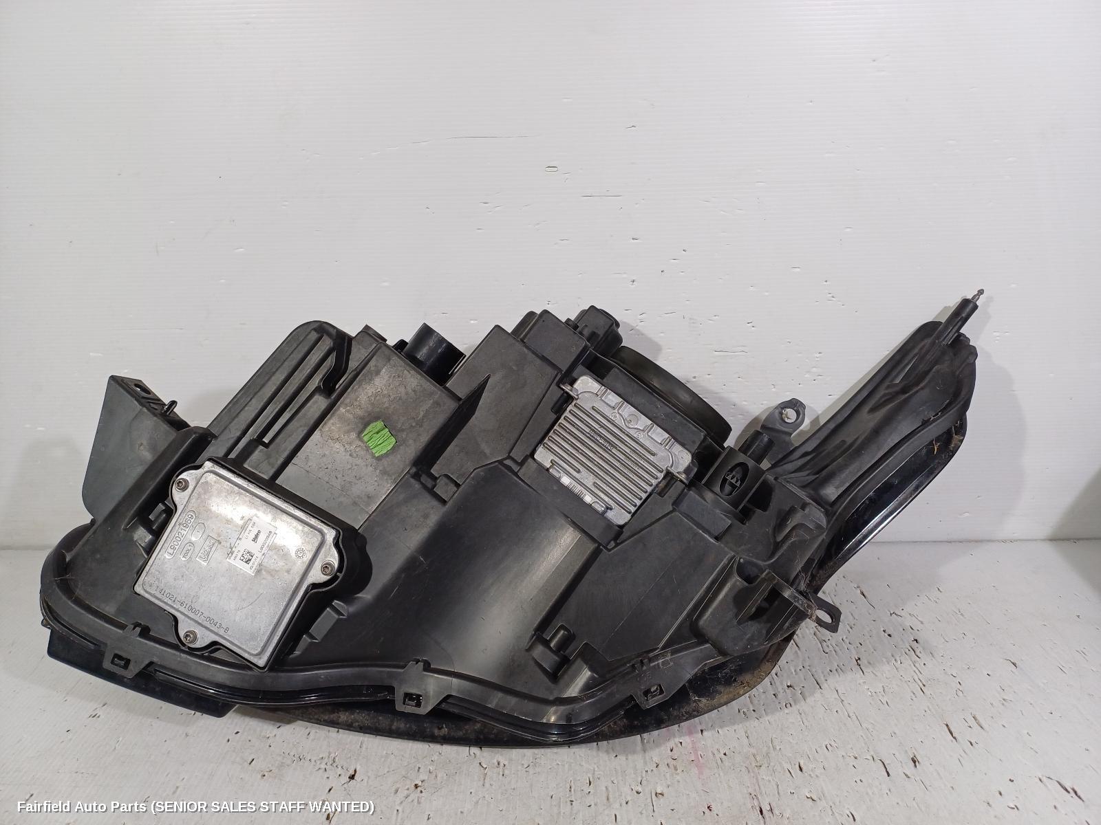 2015 Land Rover Rangerover Right Headlamp