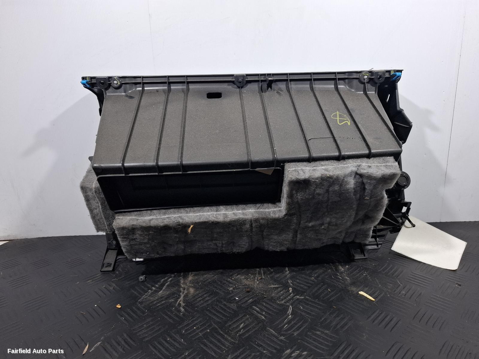 2015-2017 Toyota Camry Glove Box