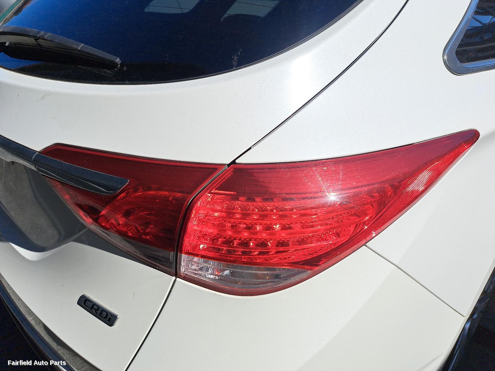 2013 Hyundai I40 Left Headlamp