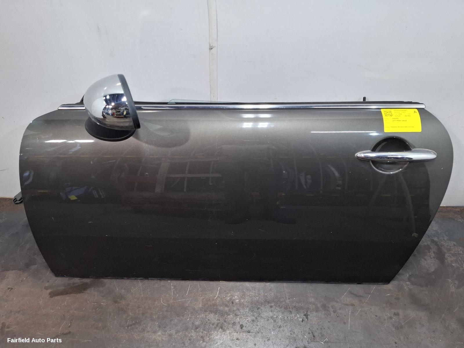 2006 Mini Cooper Left Front Door