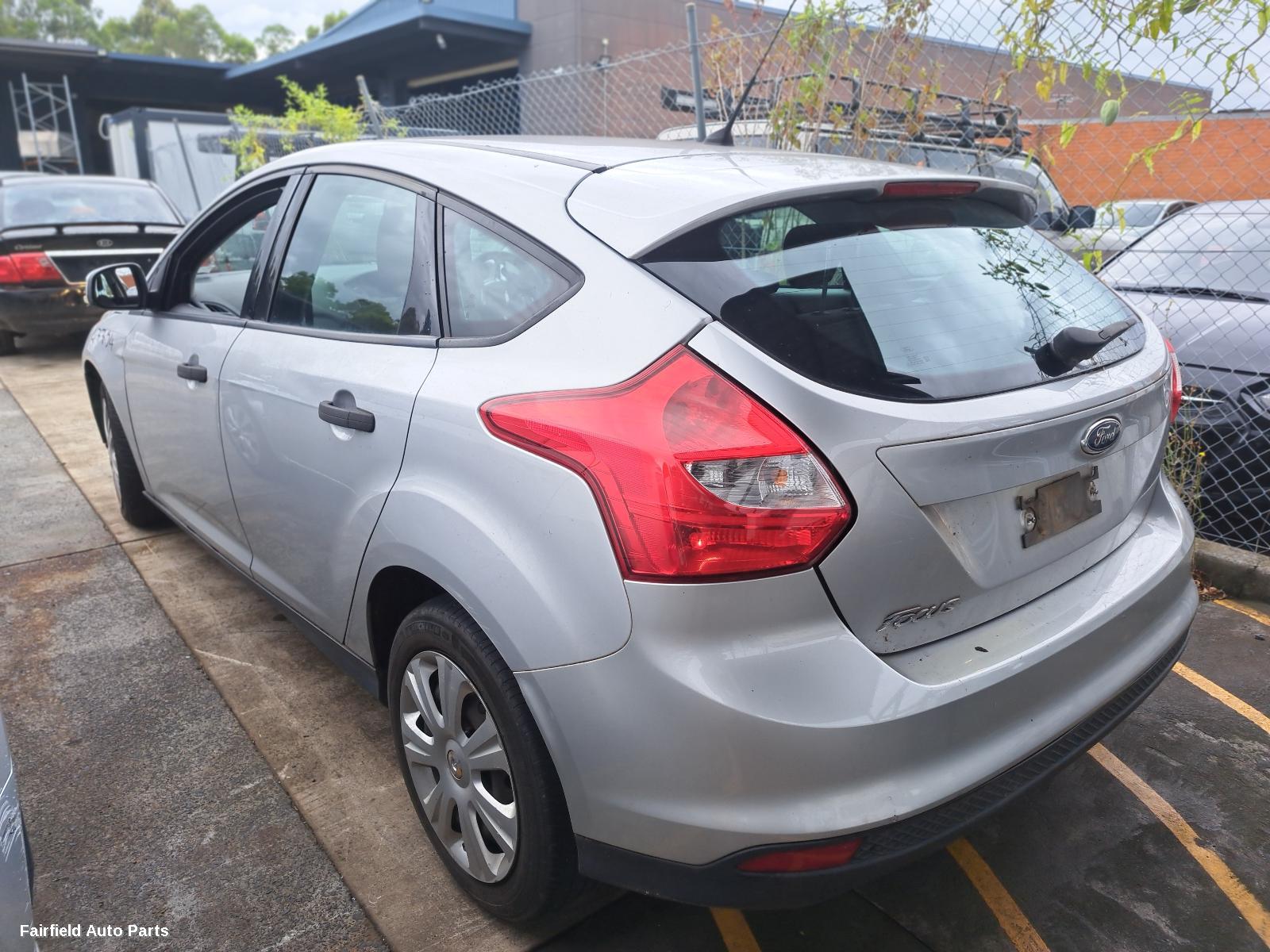 2012 Ford Focus Left Rear Door Sliding
