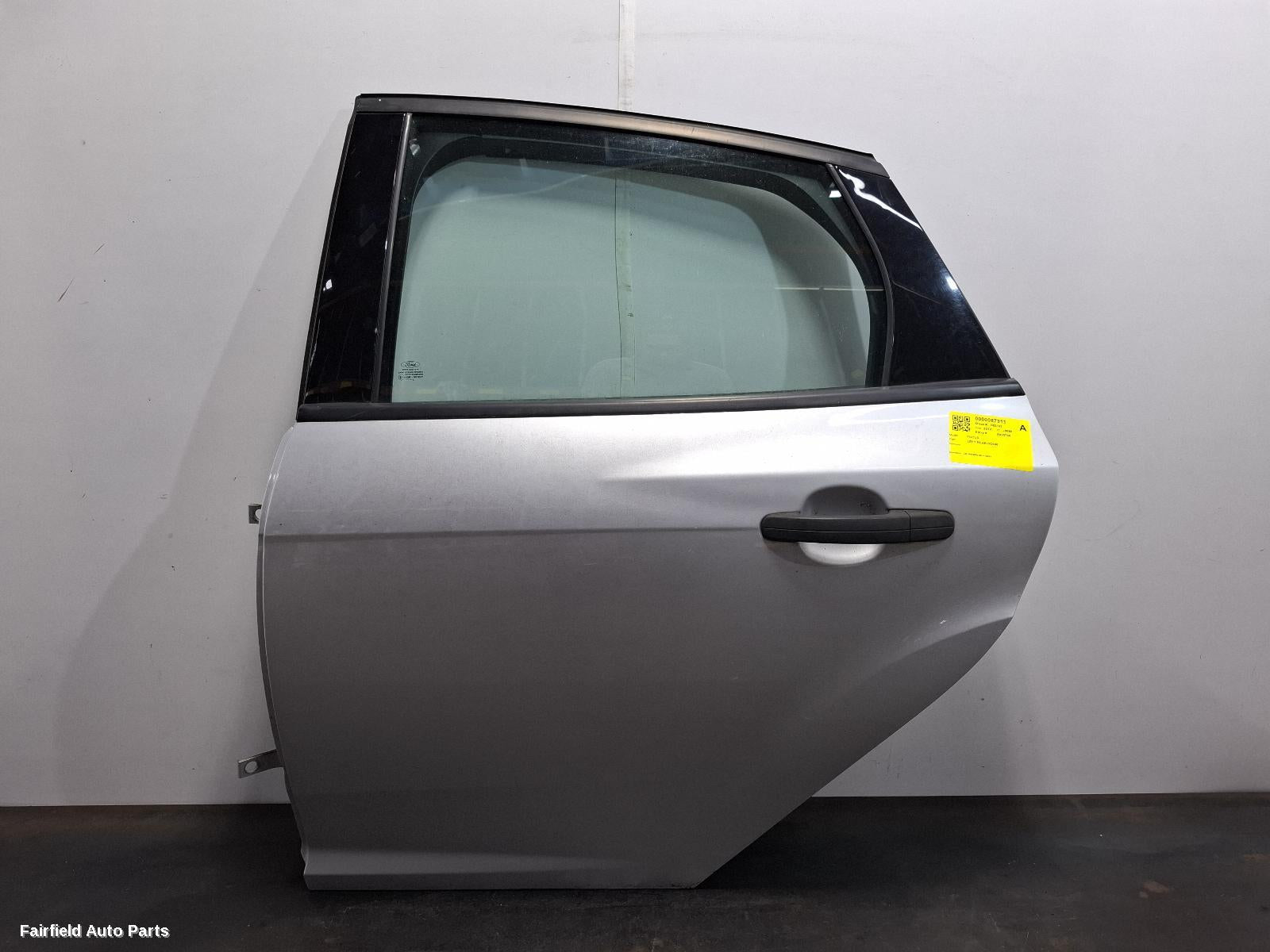 2011-2013 Ford Focus Left Rear Door Sliding