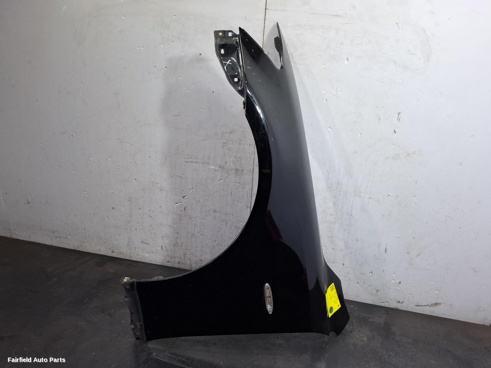 2005-2008 Lexus Is250/is250c Left Guard