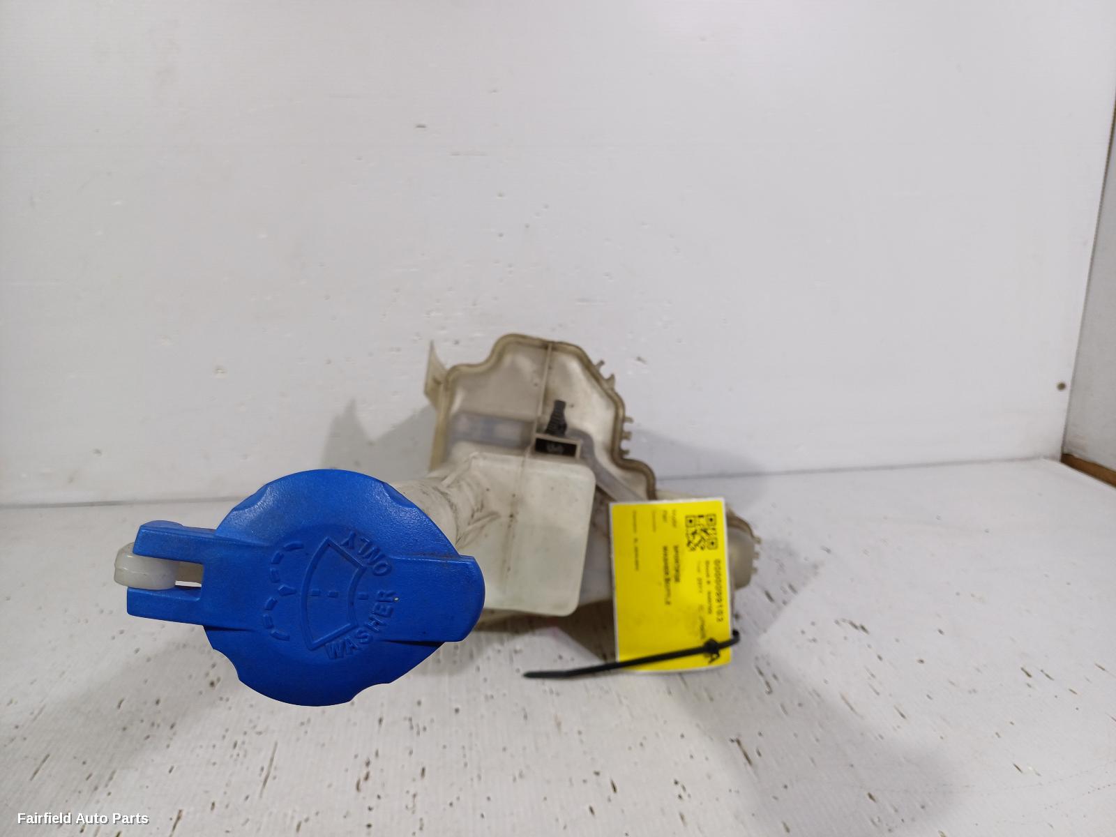 2010-2013 Kia Sportage Washer Bottle