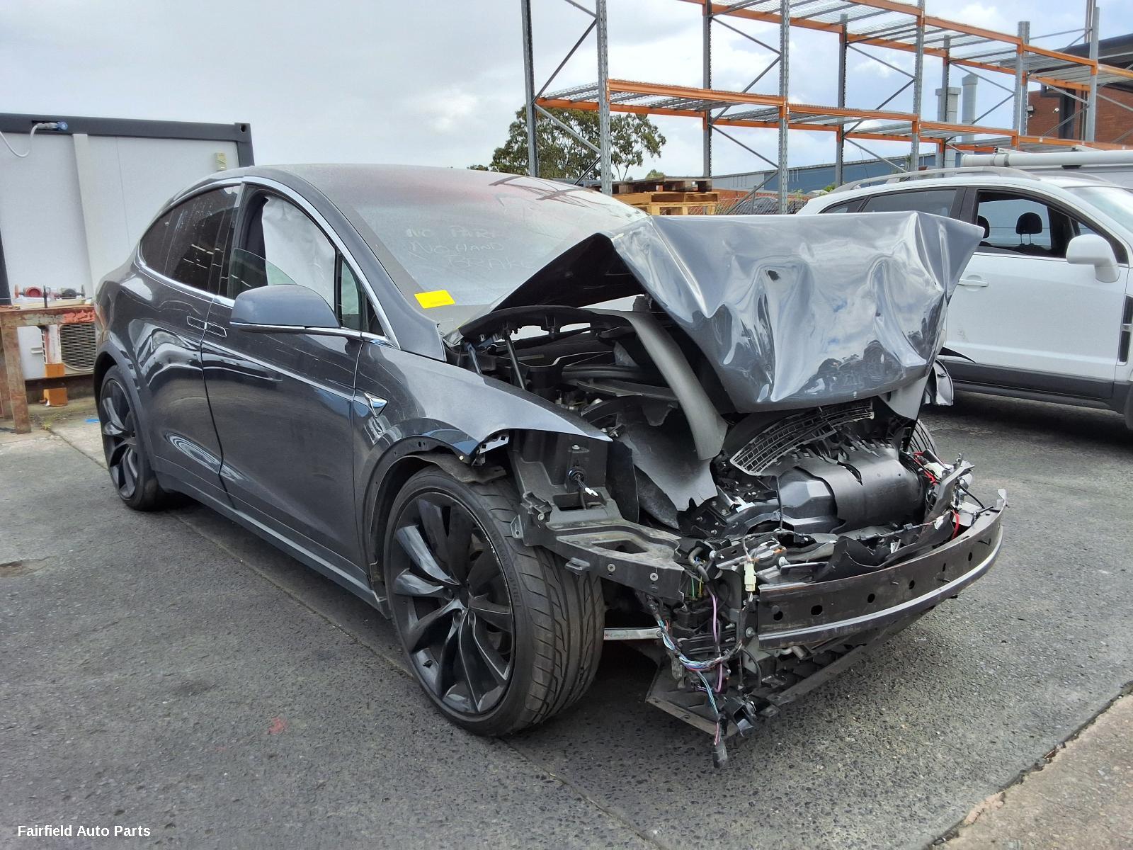 2017 Tesla Model X Left Taillight