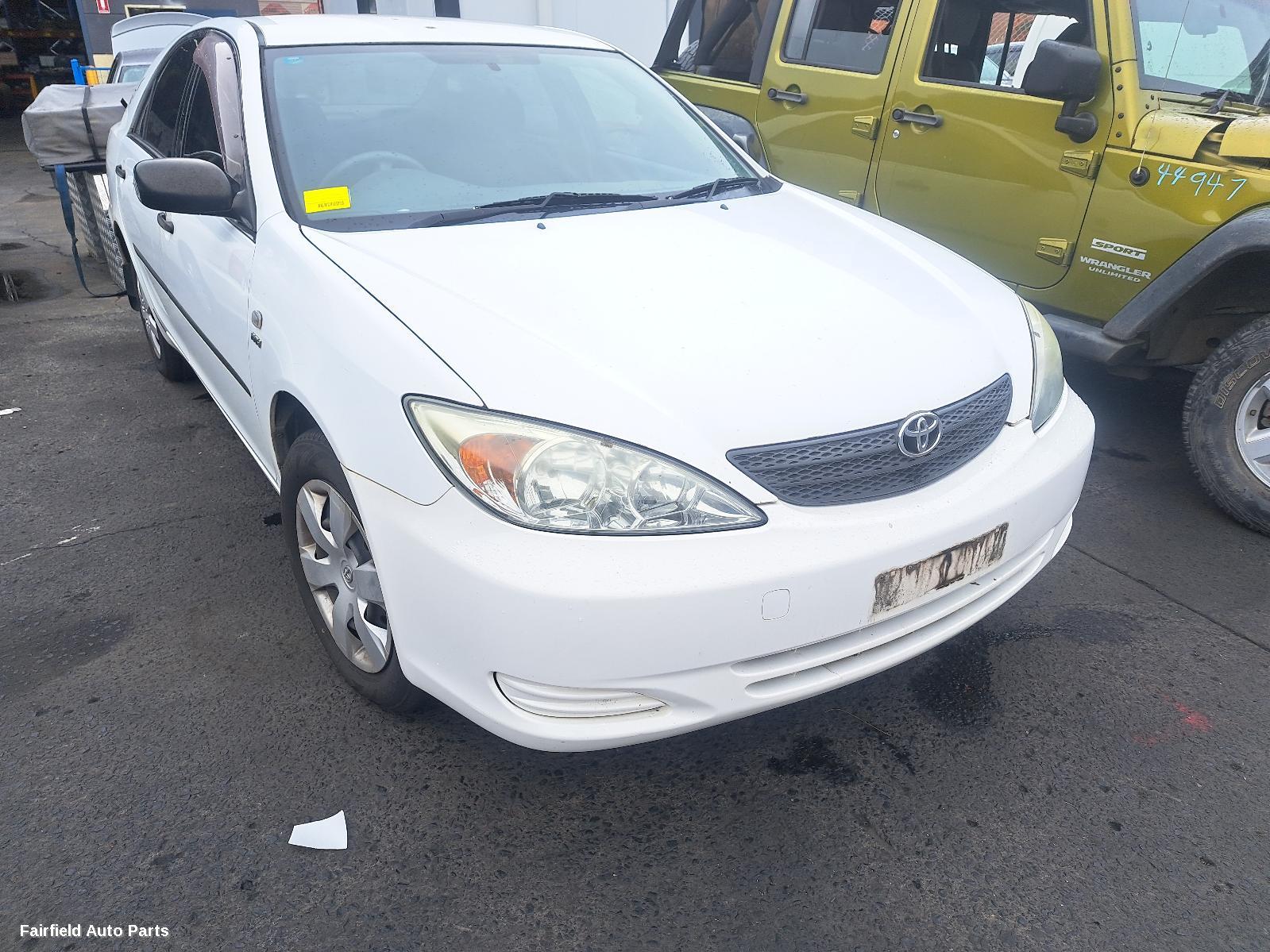 2003 Toyota Camry Right Headlamp