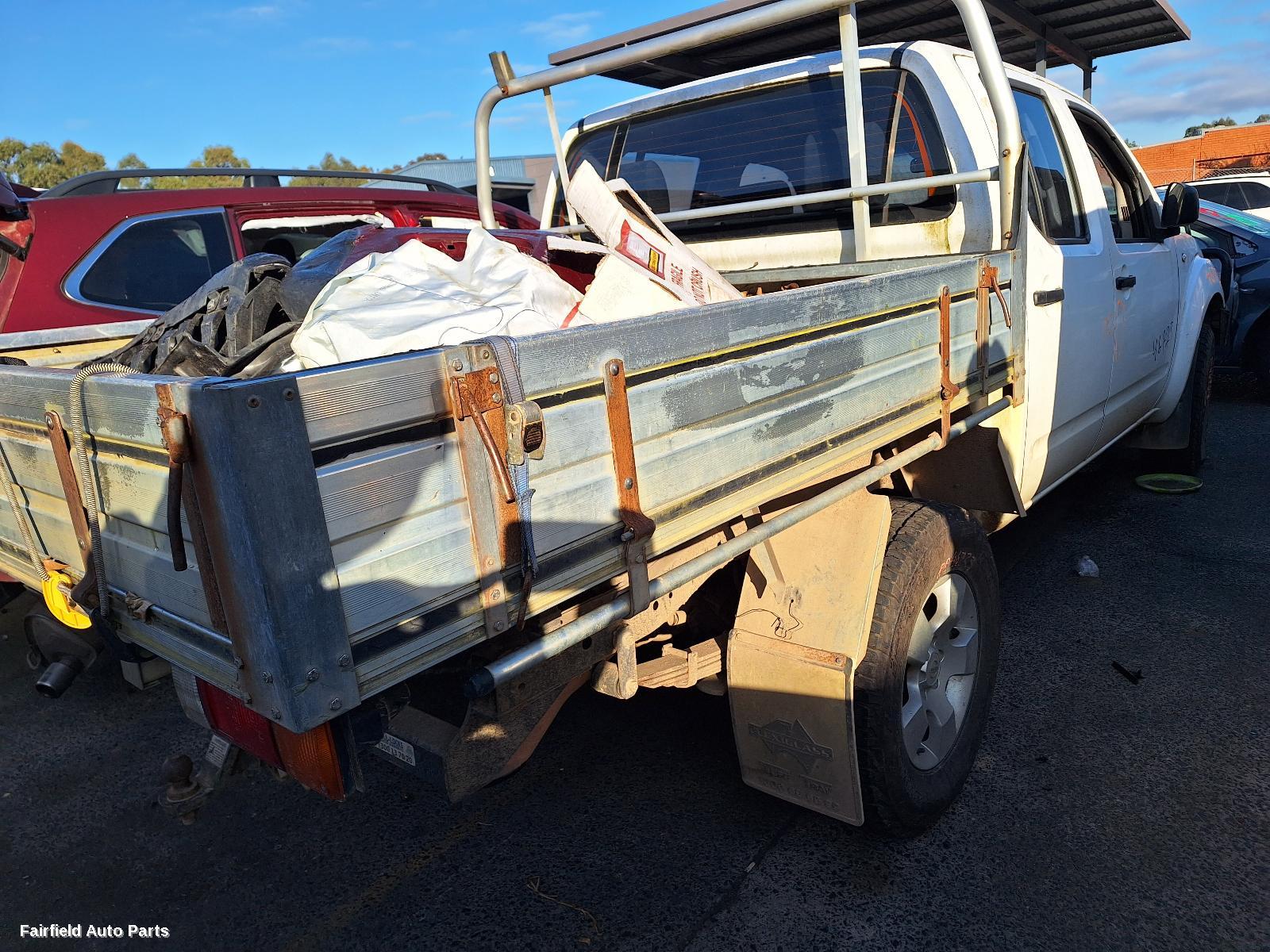 2009-2015 Nissan Navara Towbar