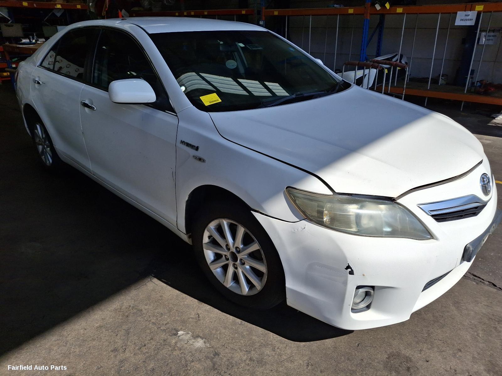 2011 Toyota Camry Fuel Door Filler