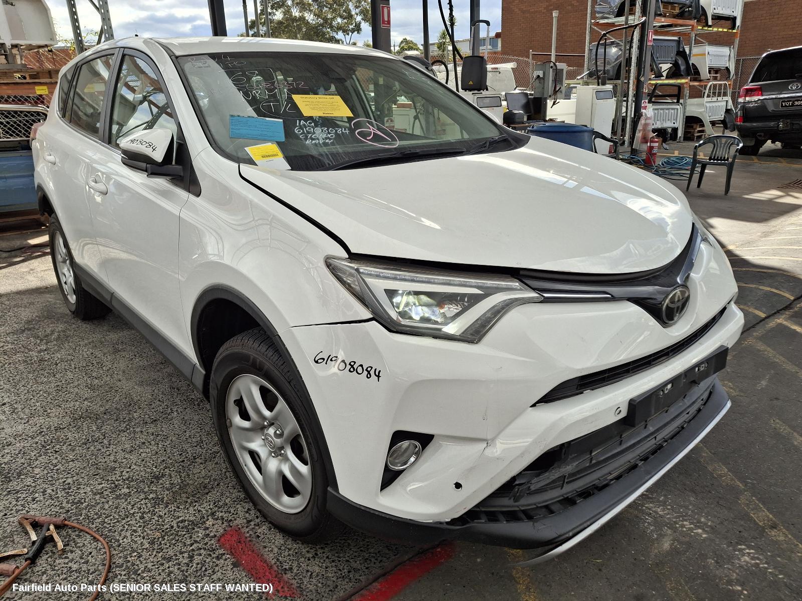 2017 Toyota Rav4 Left Taillight