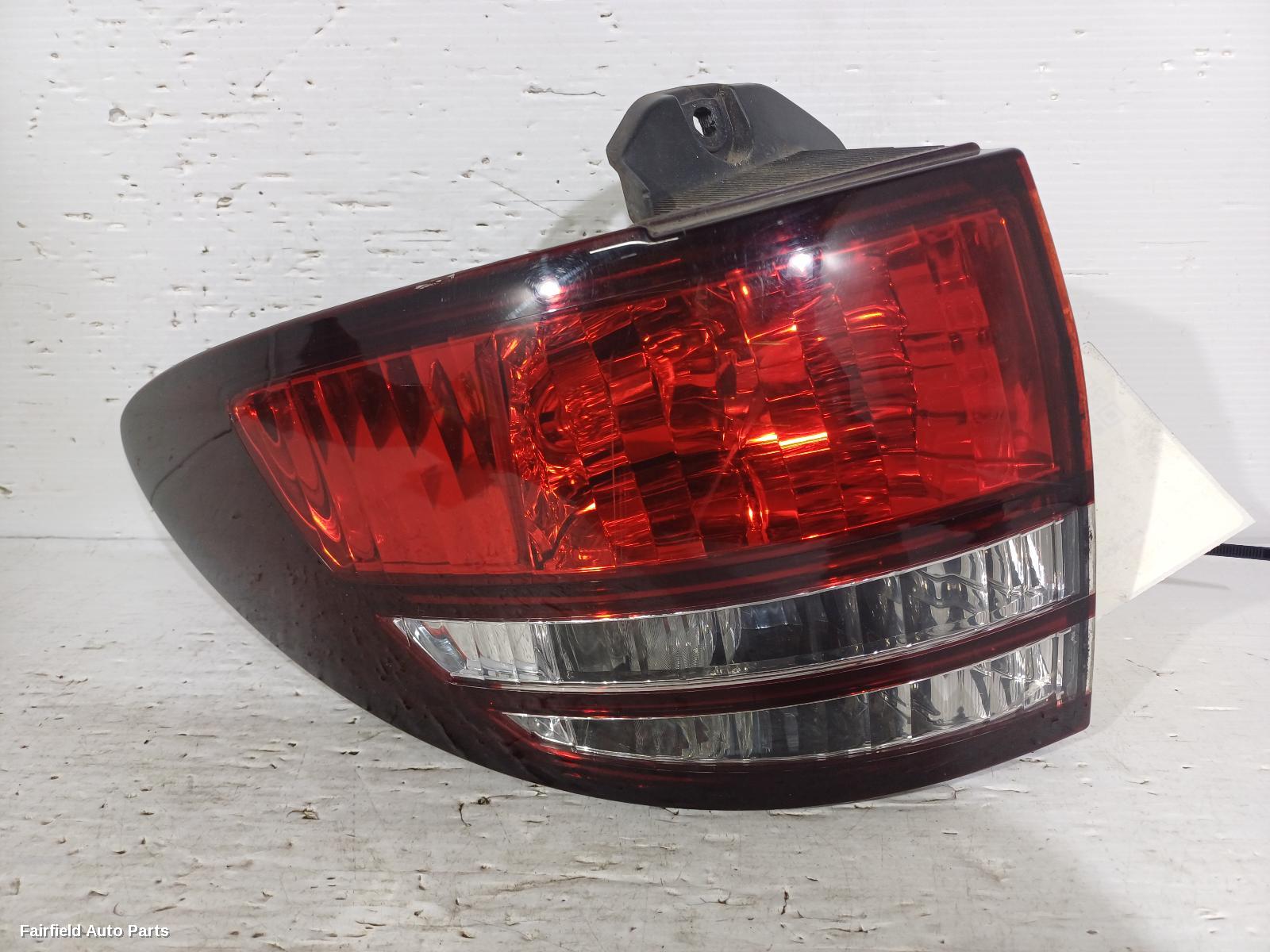 2003 Toyota Estima Left Taillight
