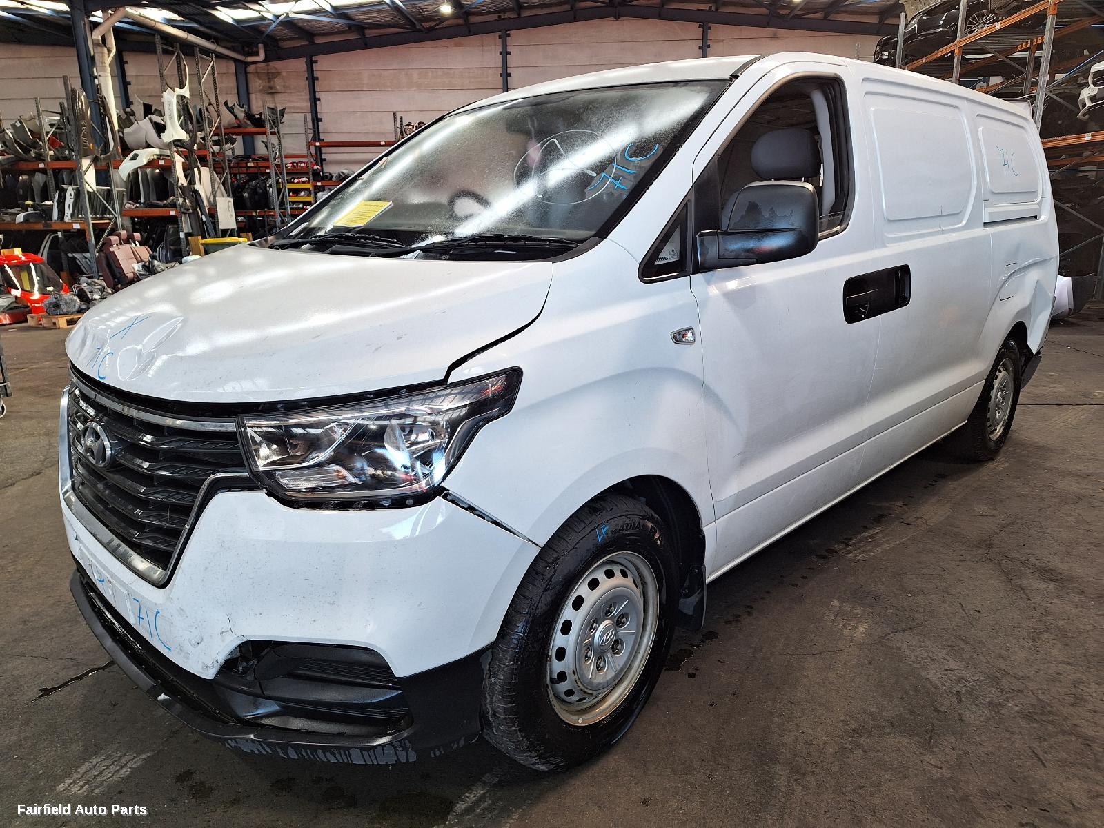 2019 Hyundai Iload/imax Sunvisor