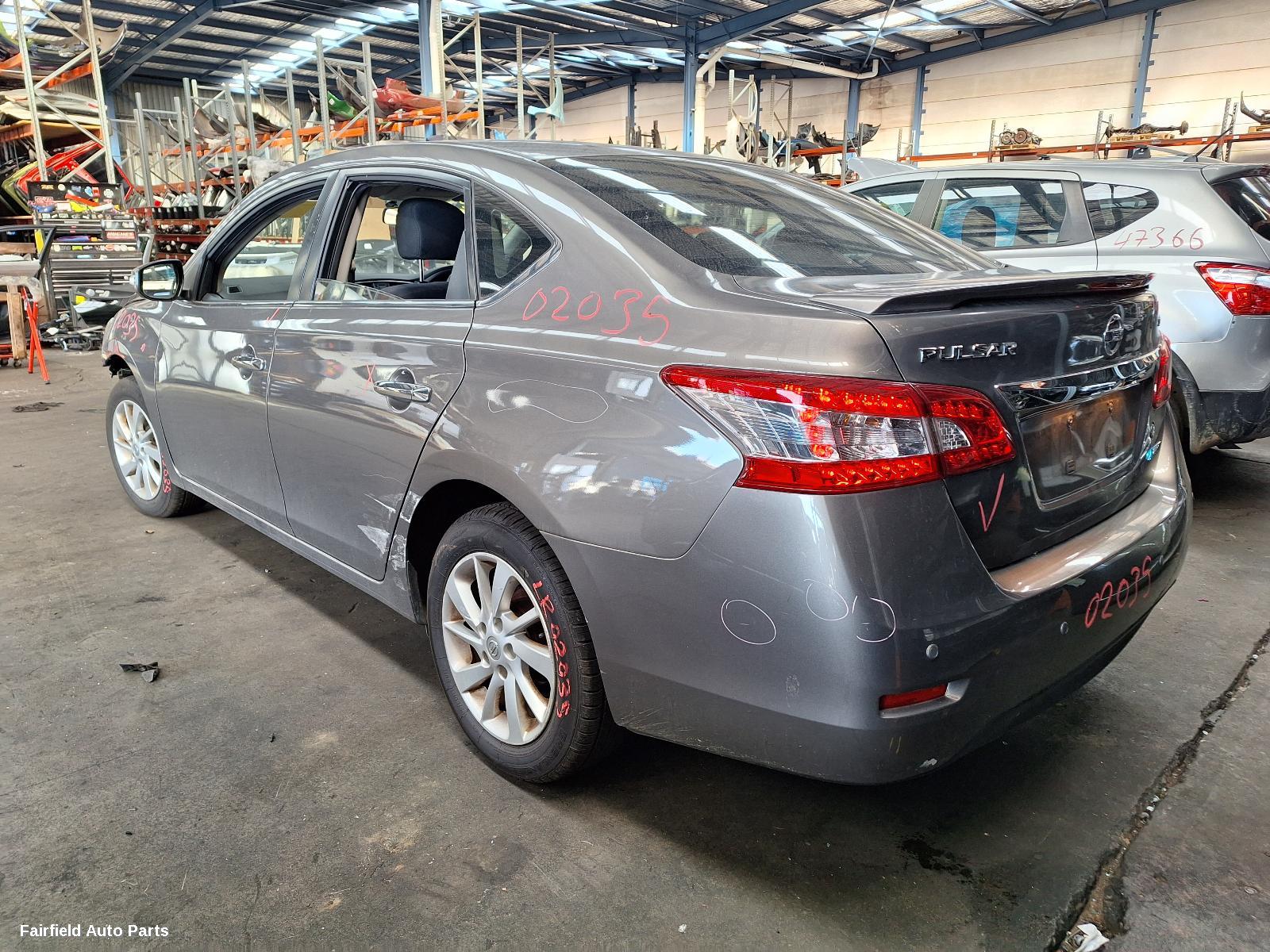 2015 Nissan Pulsar Left Taillight