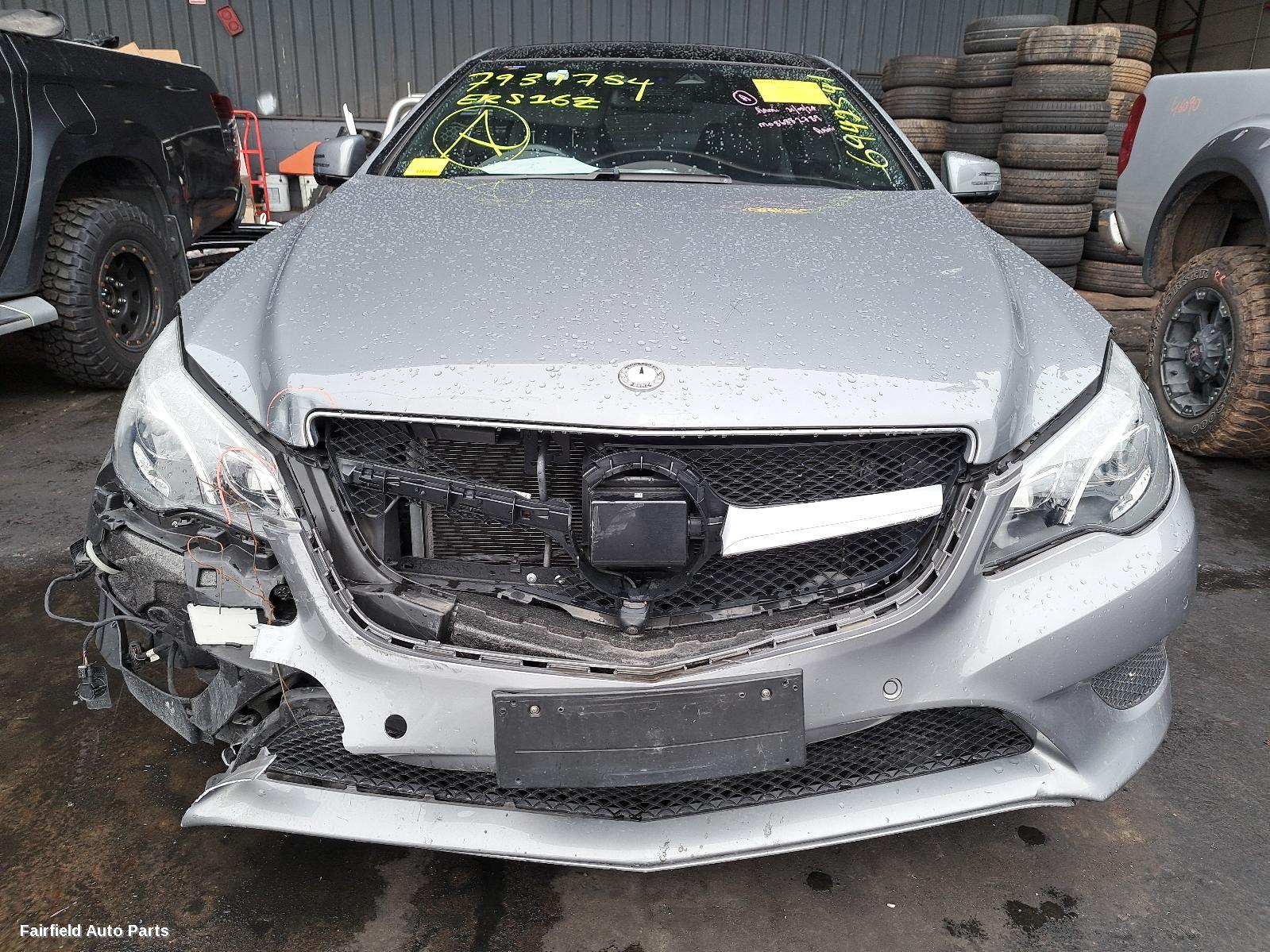 2015 Mercedes E Class Right Guard